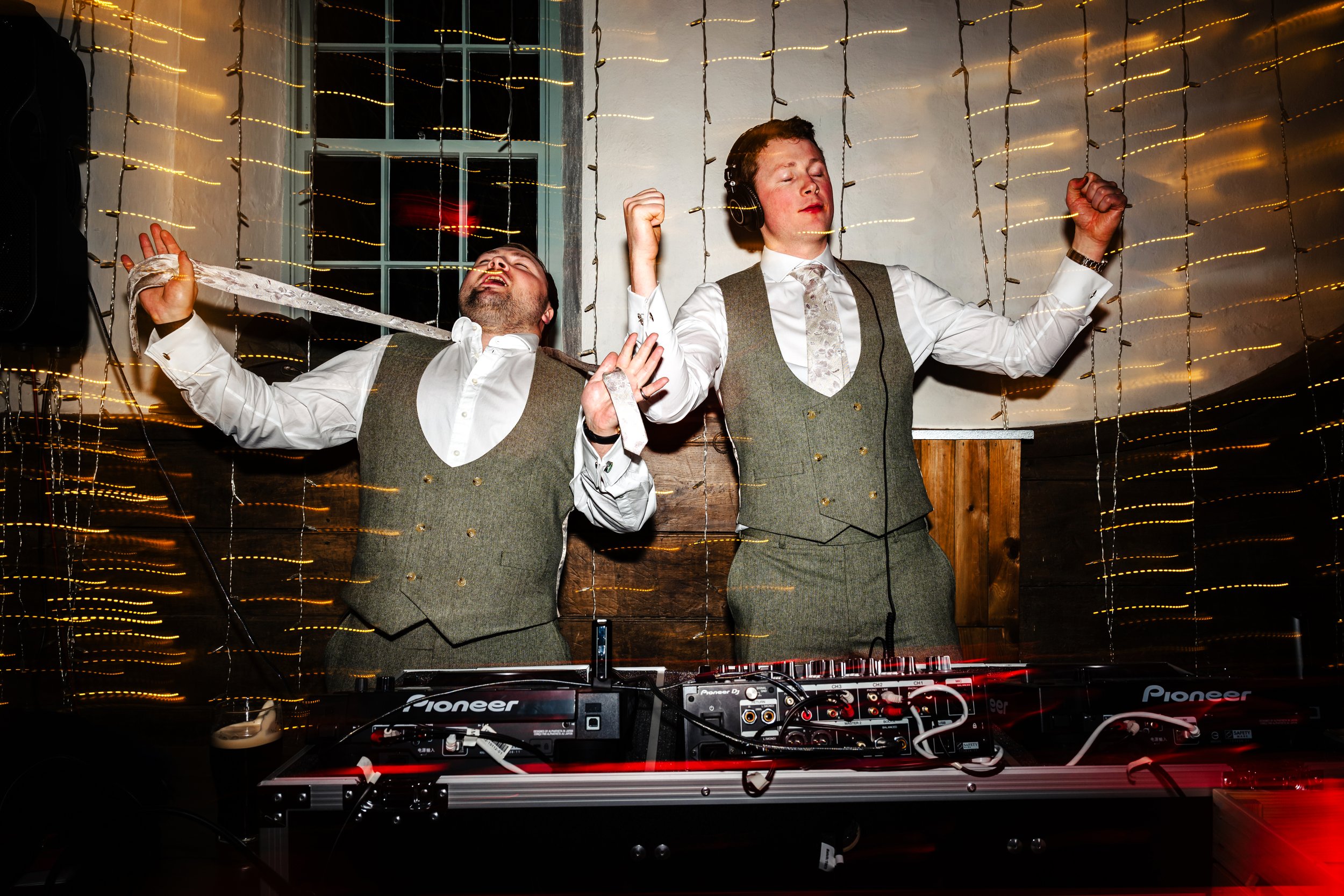 Rosalind & Matthew Wedding Previews-30(1).jpg