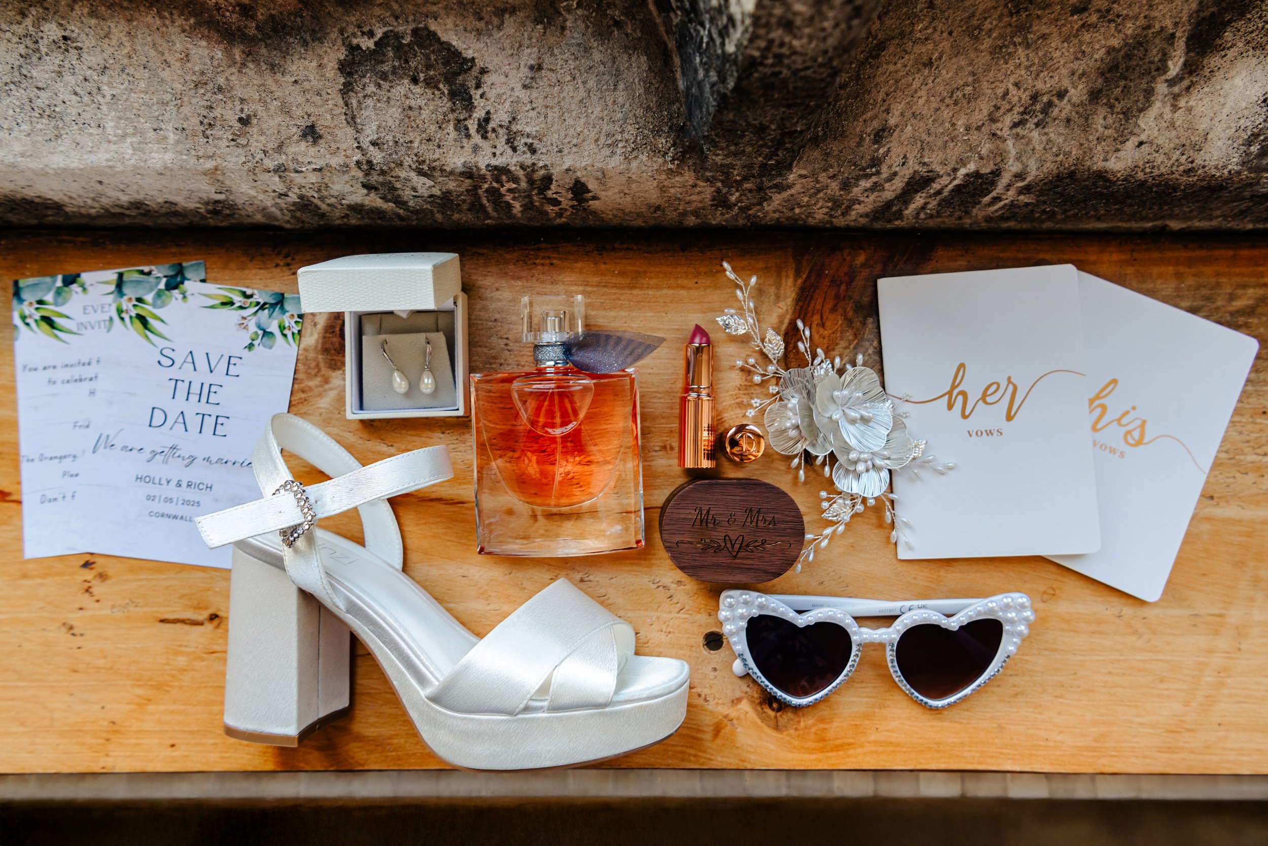 Holly & Rich Wed Preview-1(1).jpg