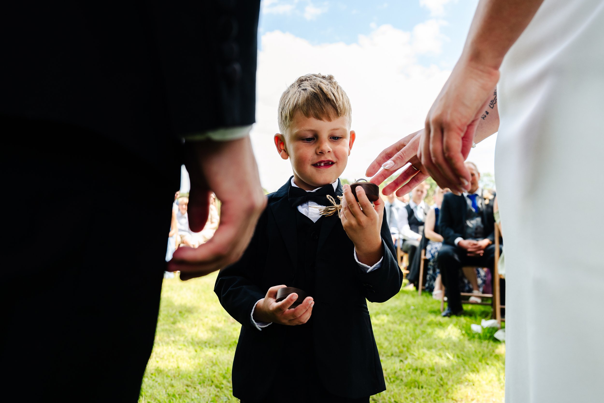 Megan & Aaron Previews-9(1).jpg