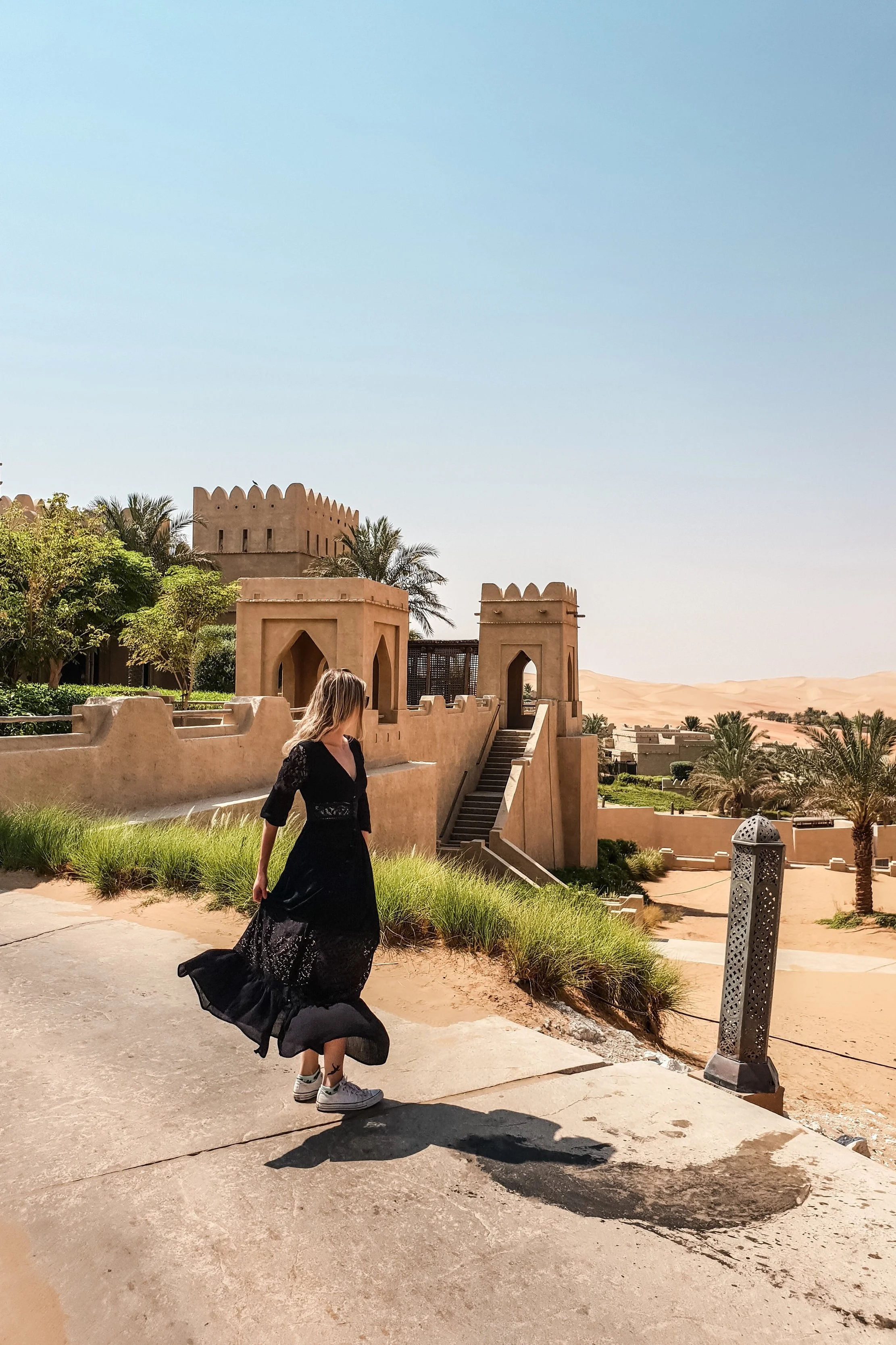 Qasr Al Sarab Hotel Review: Discovering the Desert Oasis of Luxury in the UAE