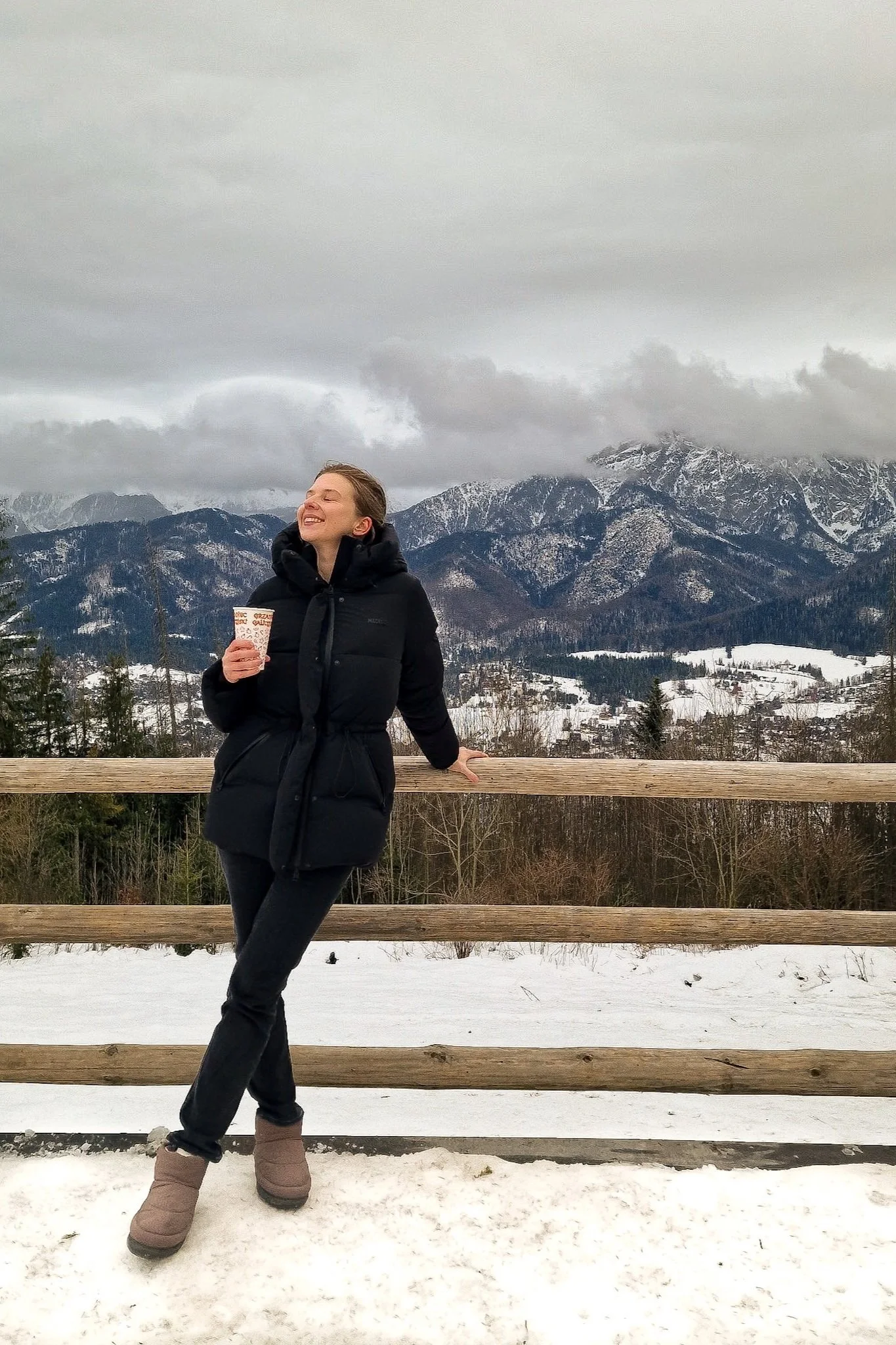 Stay Warm in Style: Key Features to Look for in a Winter Coat