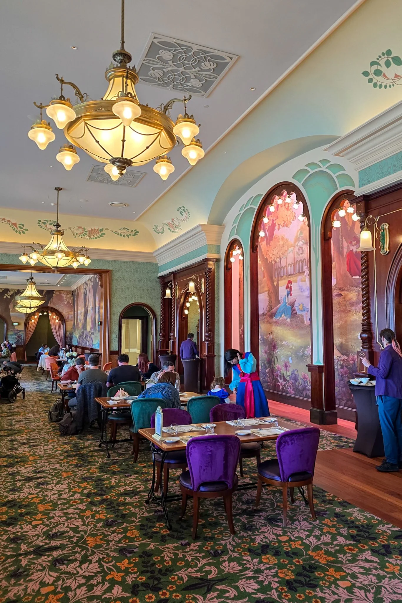 Regal view disneyland paris inside