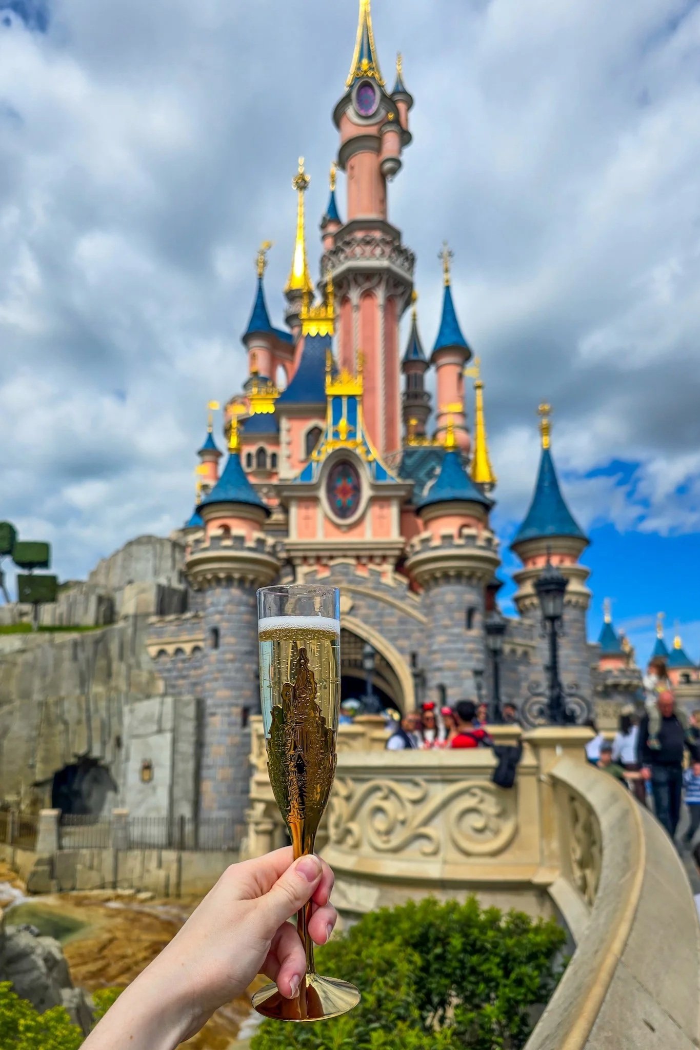 Where to Find Champagne in Disneyland Paris