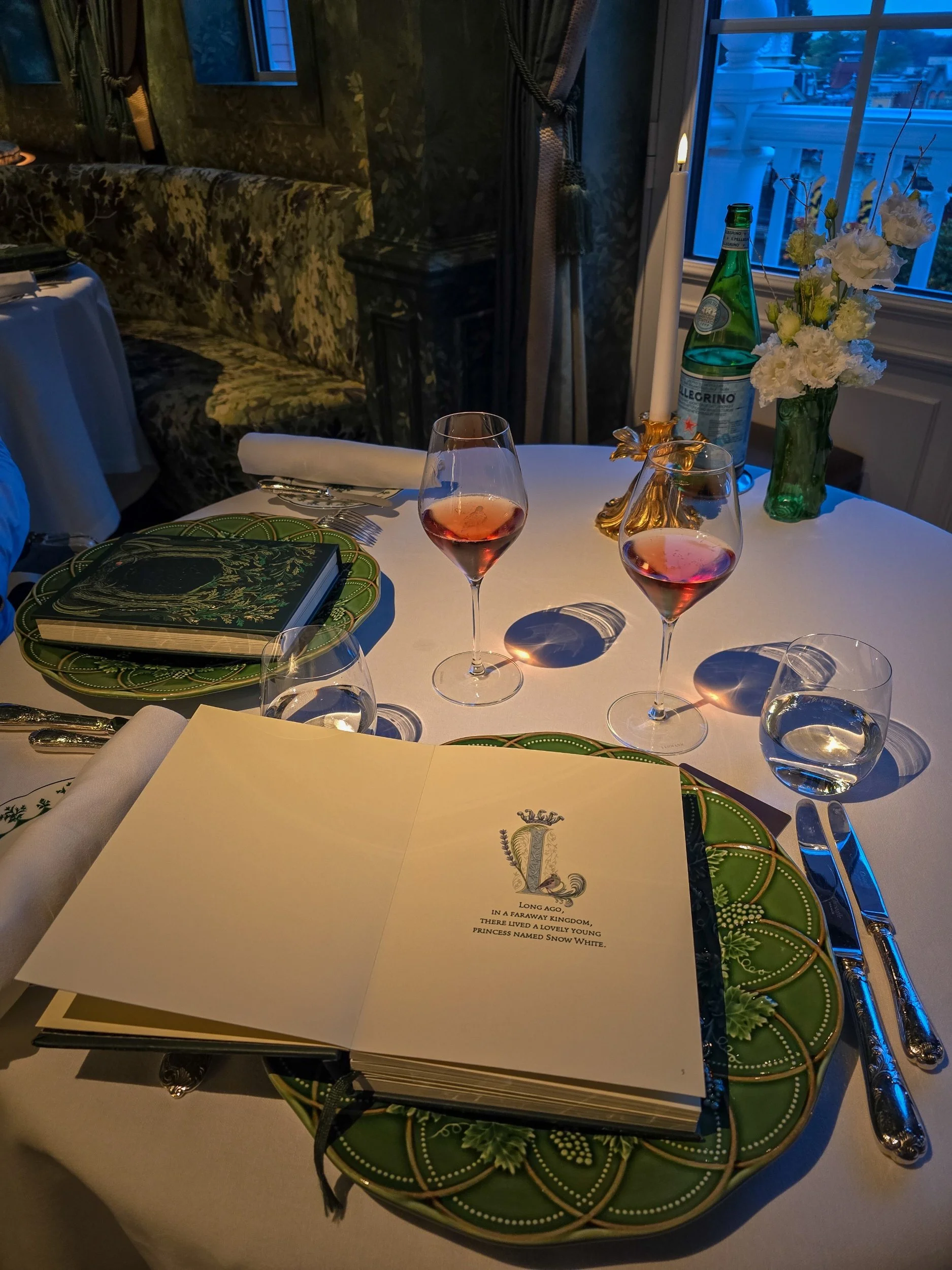 La forest secrete restaurant disneyland paris menu