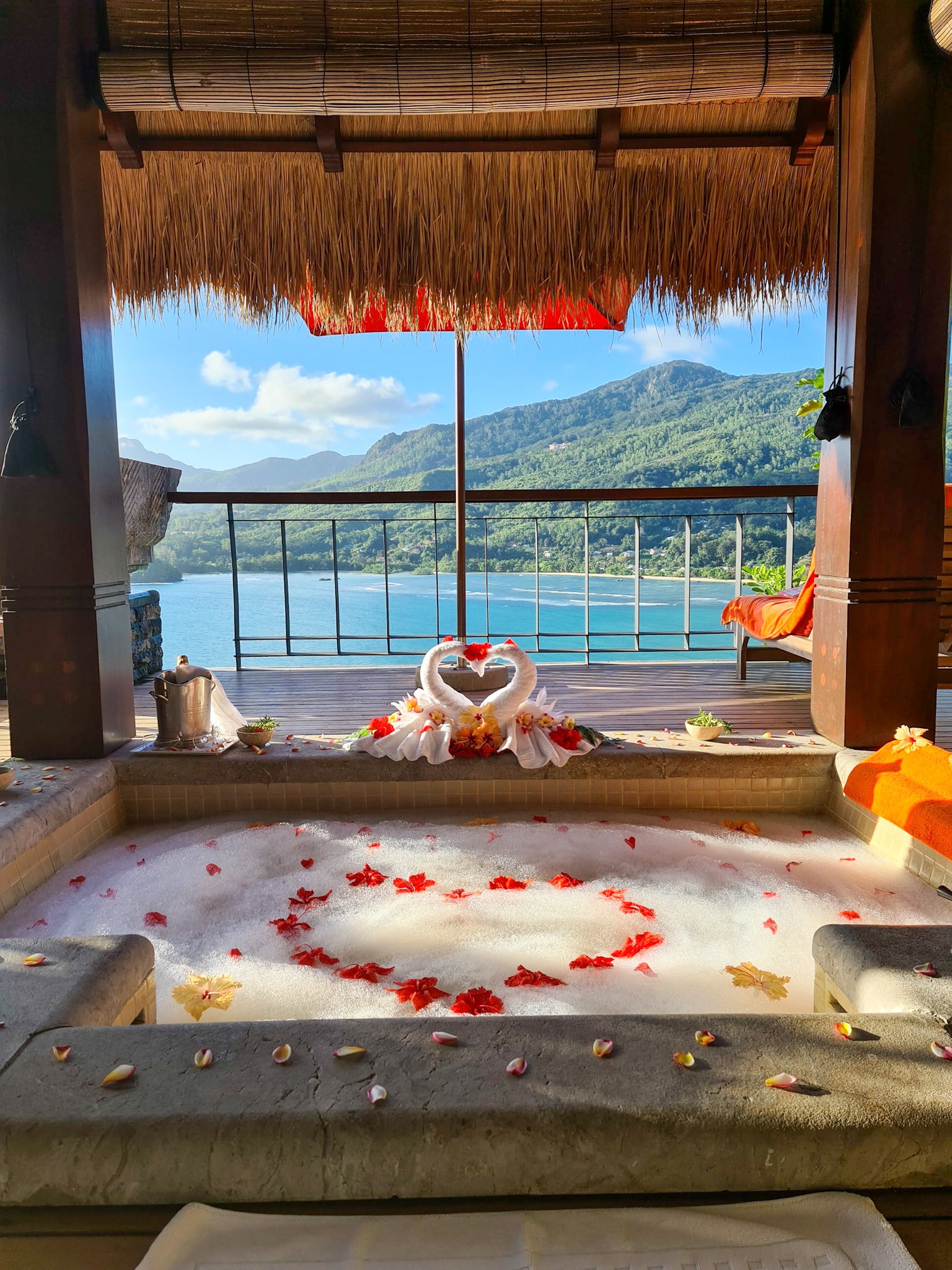 Maldives vs. Seychelles: Choosing Your Tropical Escape