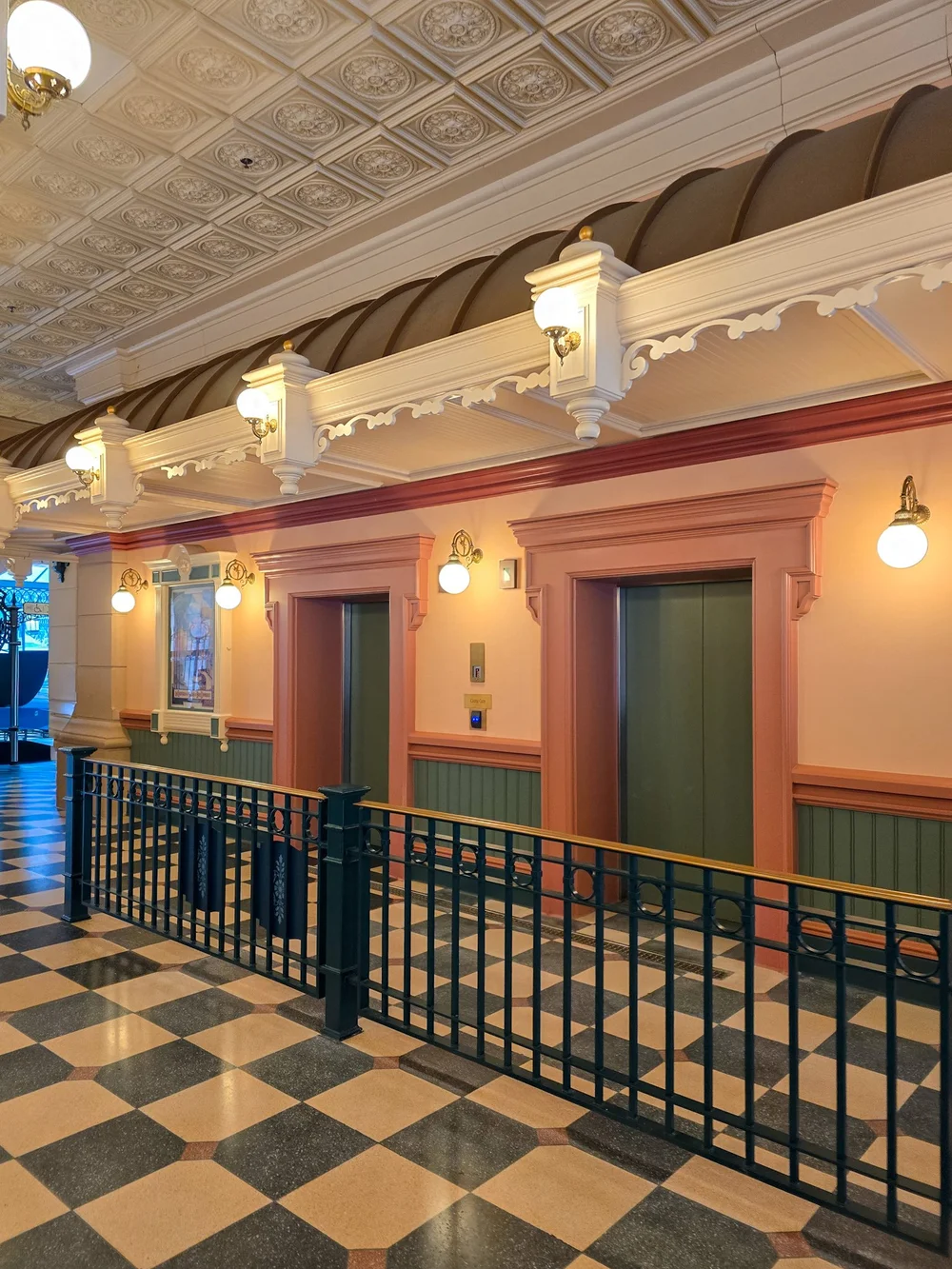 Elevator Castle Club