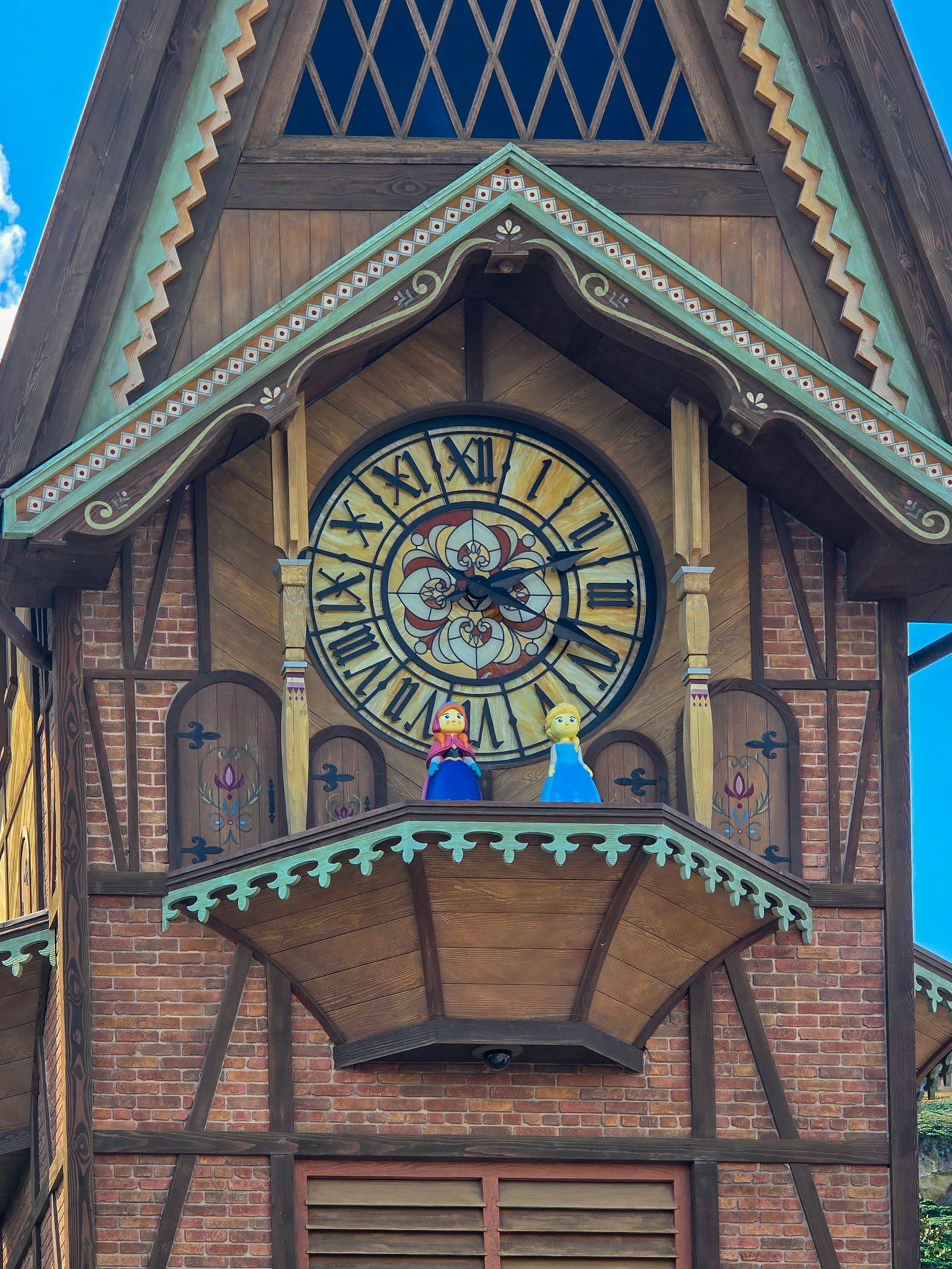 Practical tips for disneyland paris world of frozen