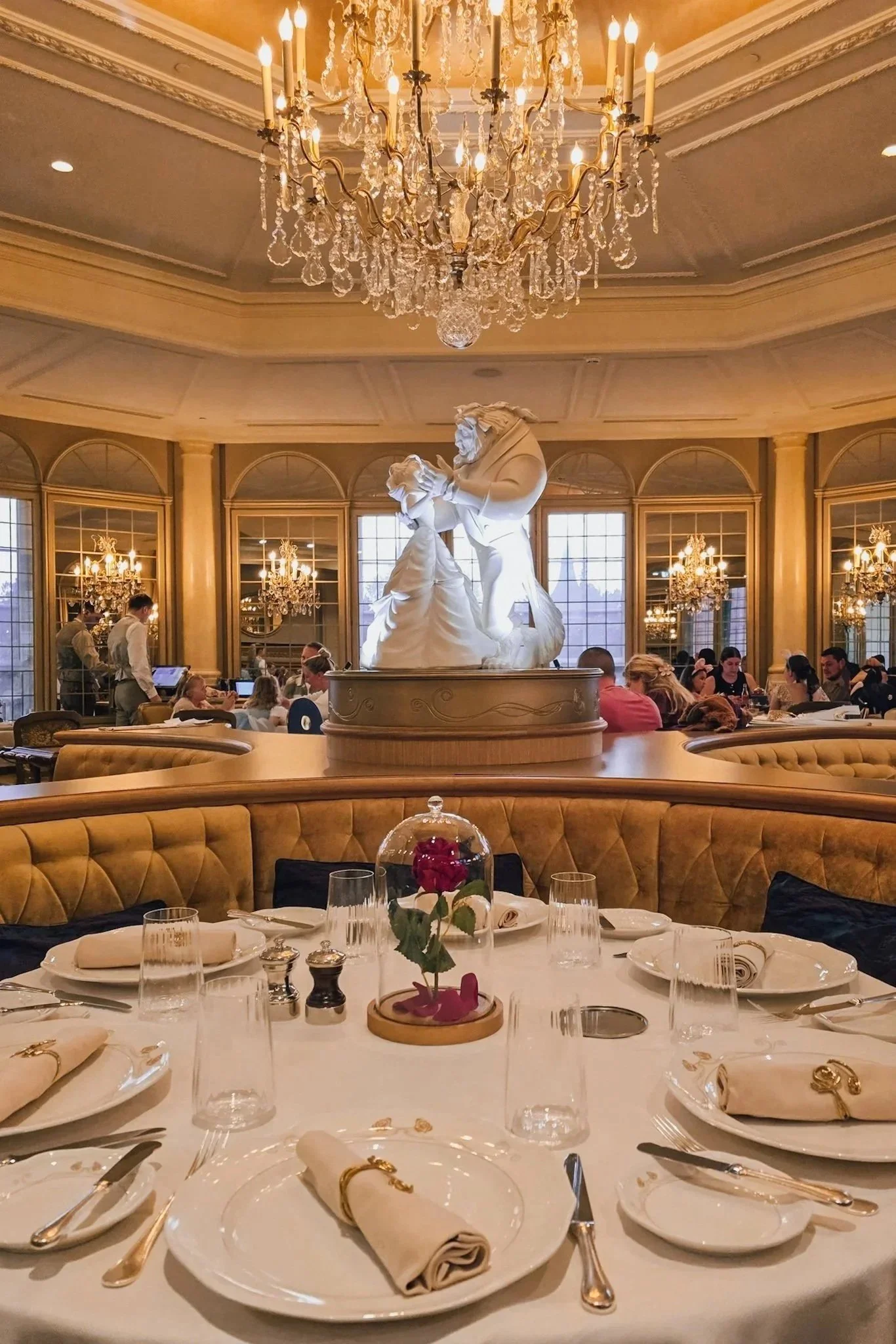 La table de Lumiere Disneyland Paris Restaurant