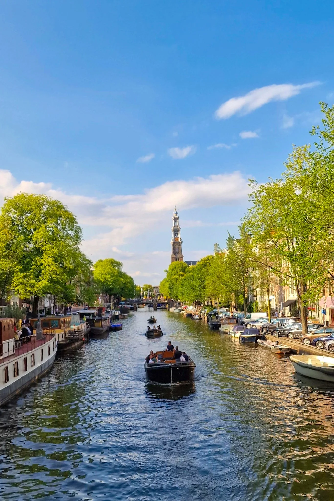 Discover Amsterdam: Tips and Tricks for a Perfect Visit