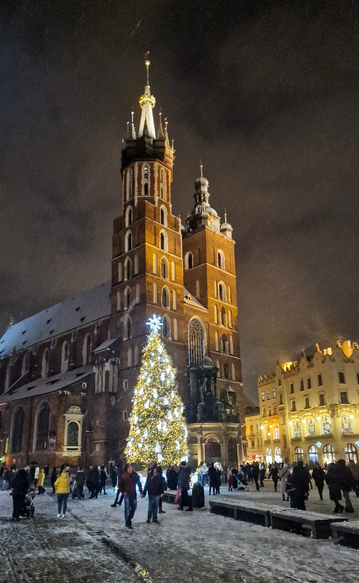 Krakow Christmas Market Rynek Snow