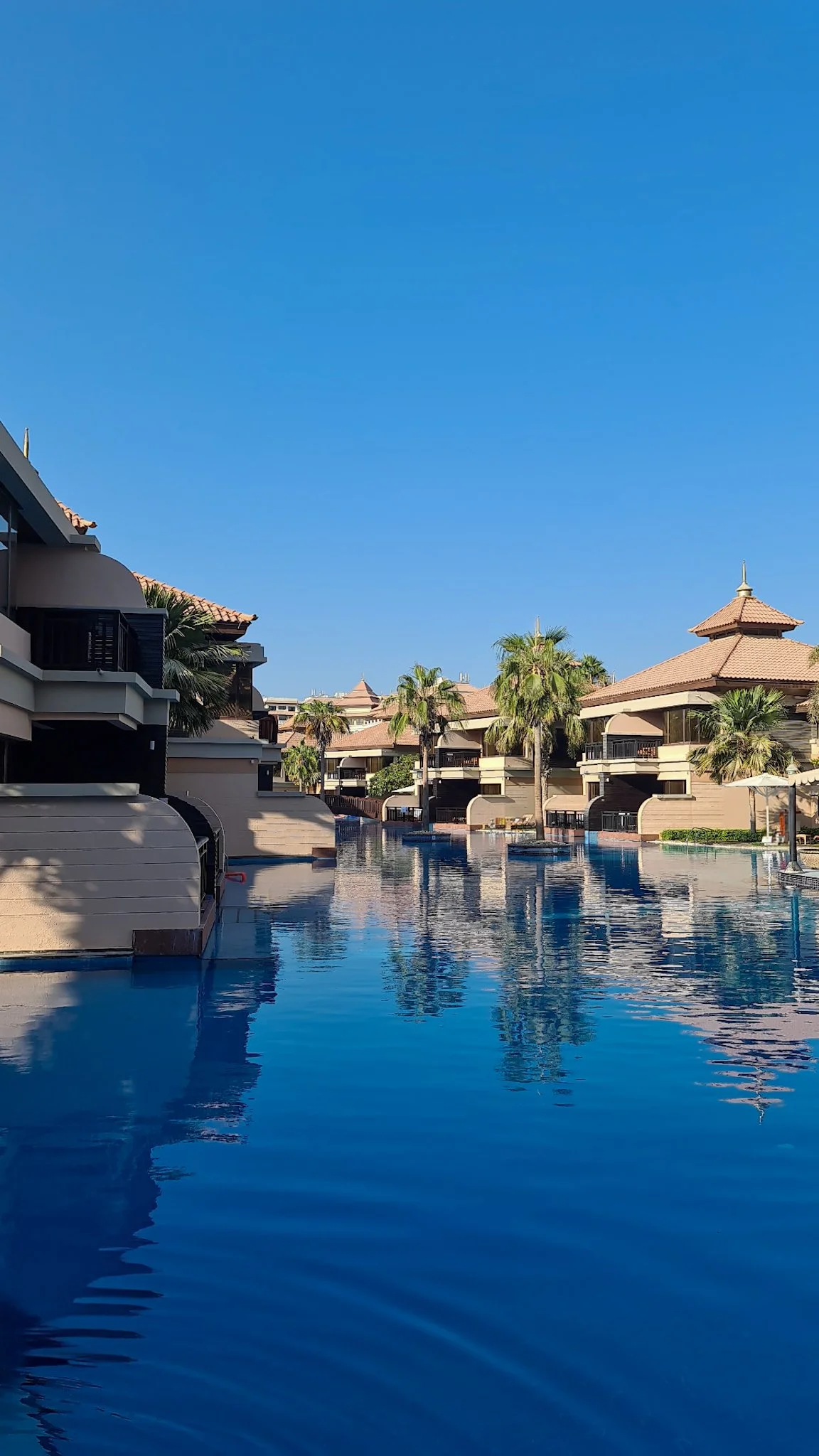 Anantara The Palm Resort Dubai Pool