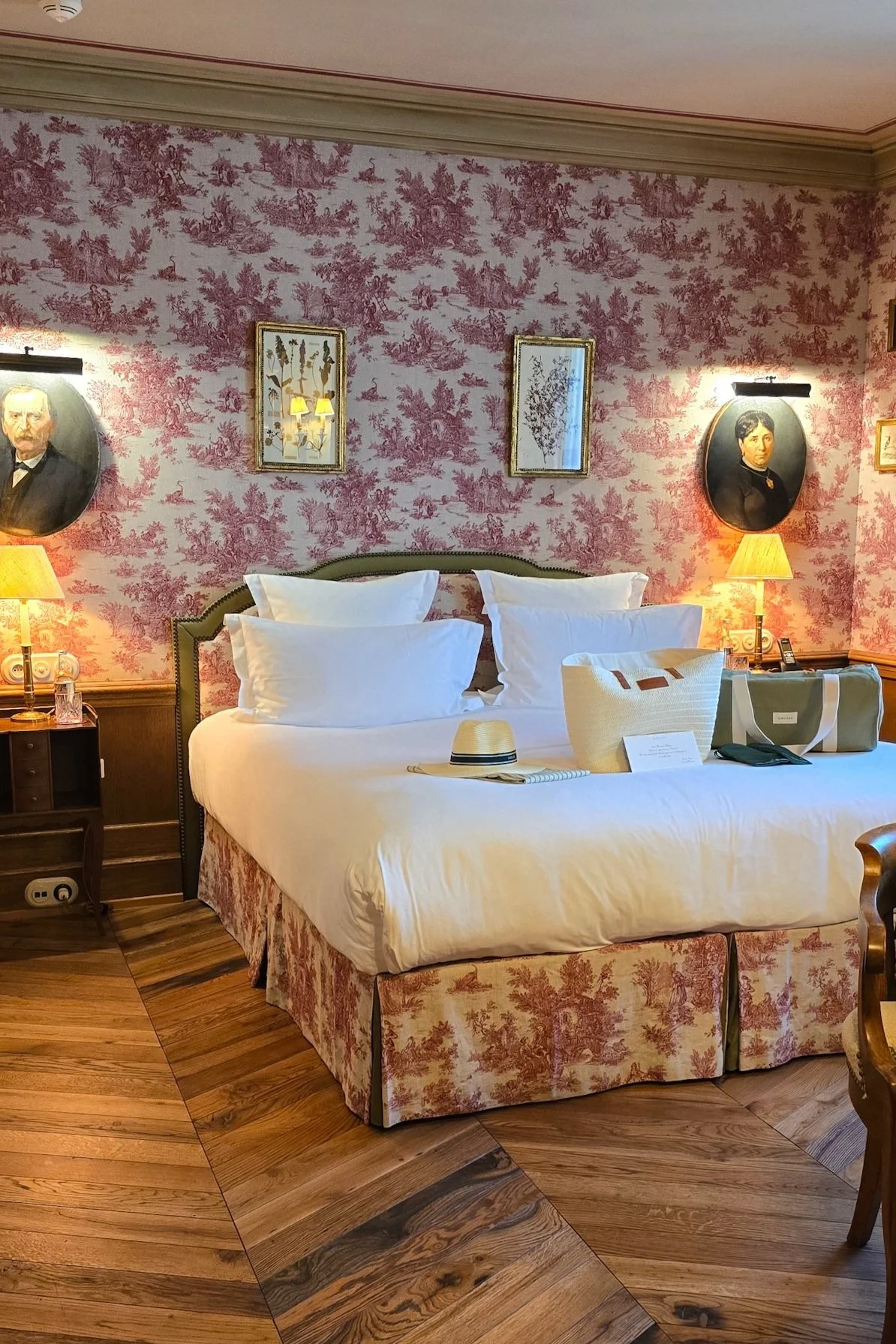 Airelles Gordes Rooms