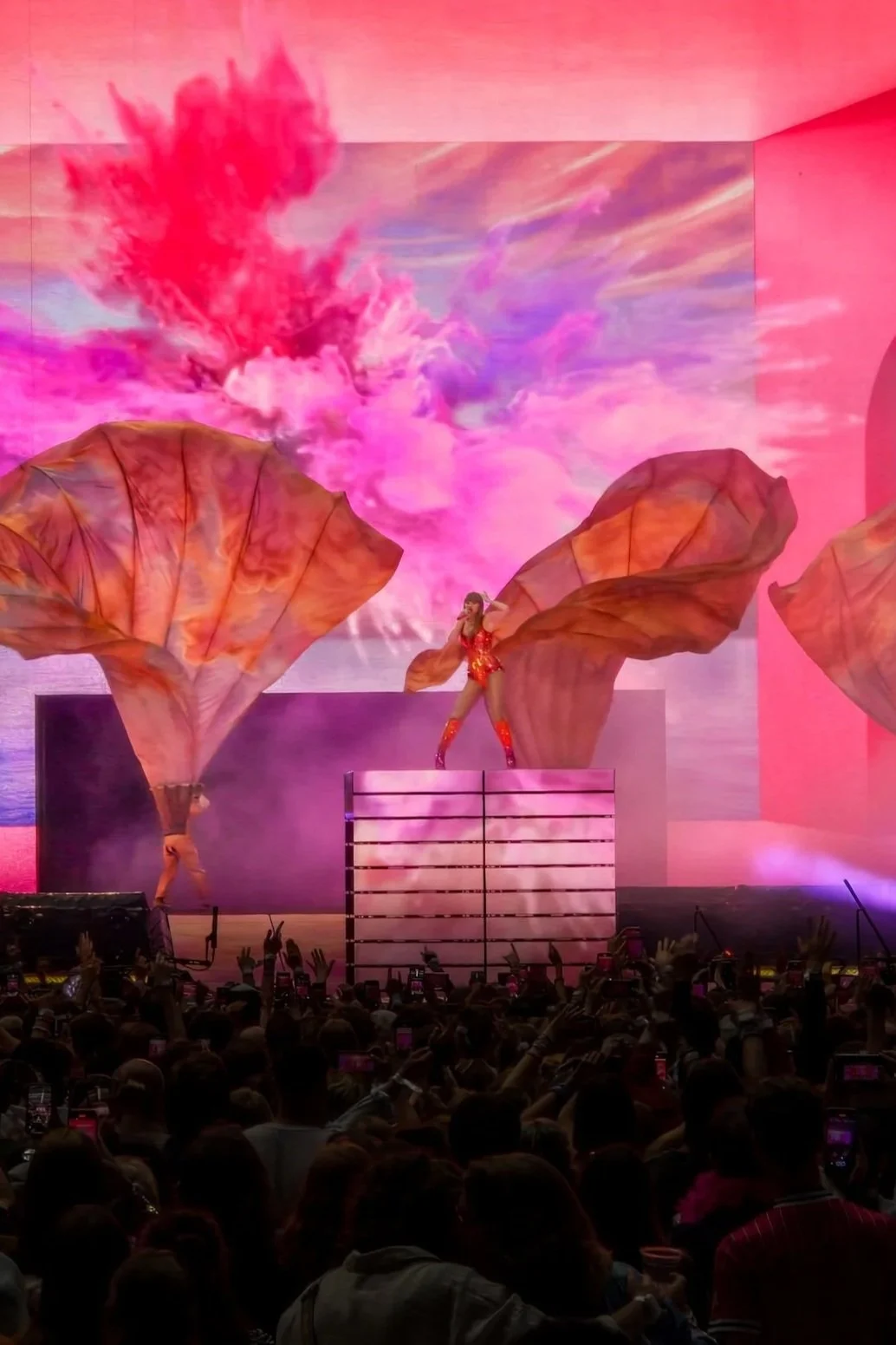 If He Drops My Name: The Women Taylor Swift References in Songs