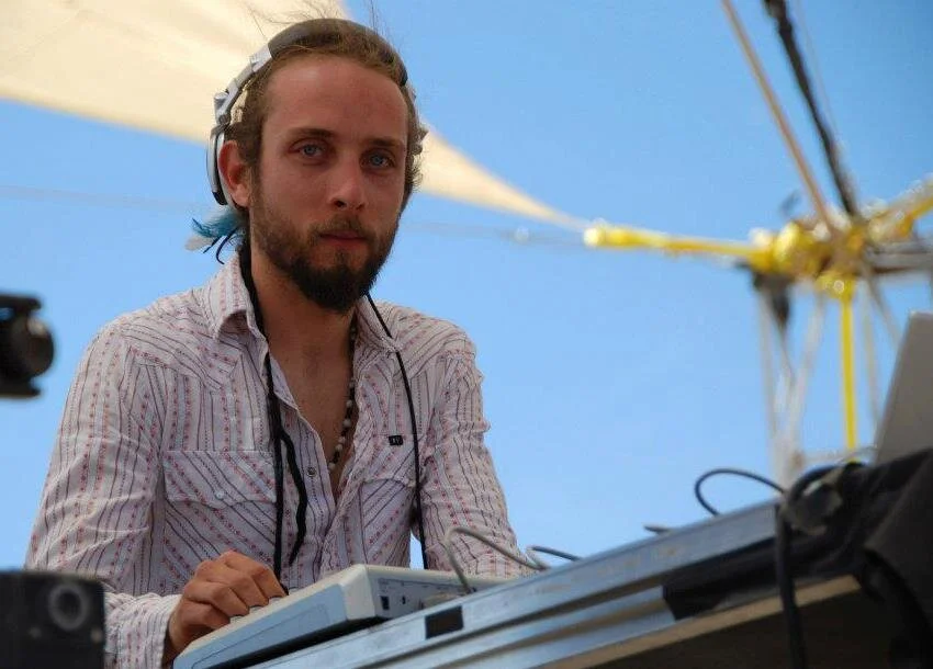 554832_3925441092815_835287903_n (1).jpg