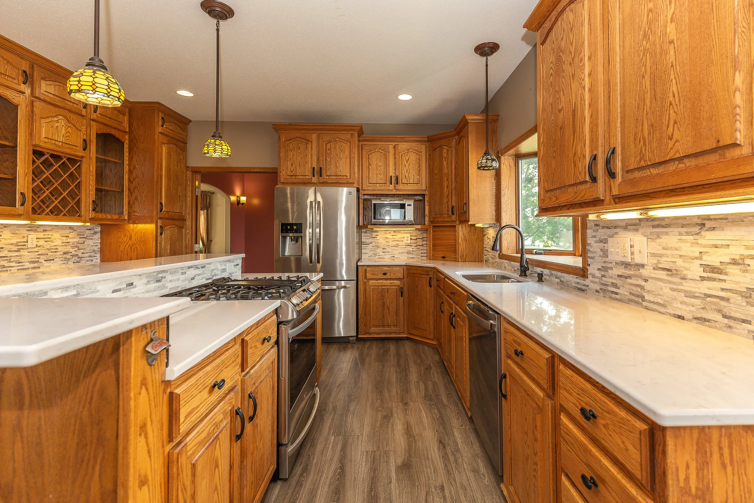 1226 45th Ave N-9.jpg