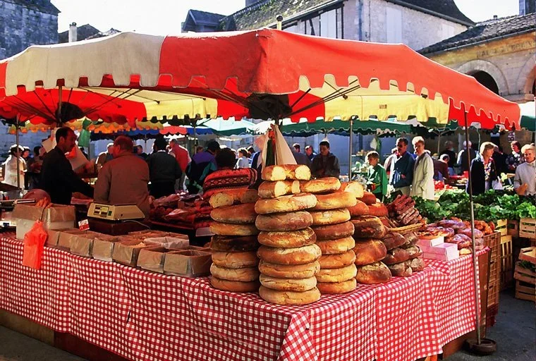 Les+Eyzies+de+Tayac+Market.webp