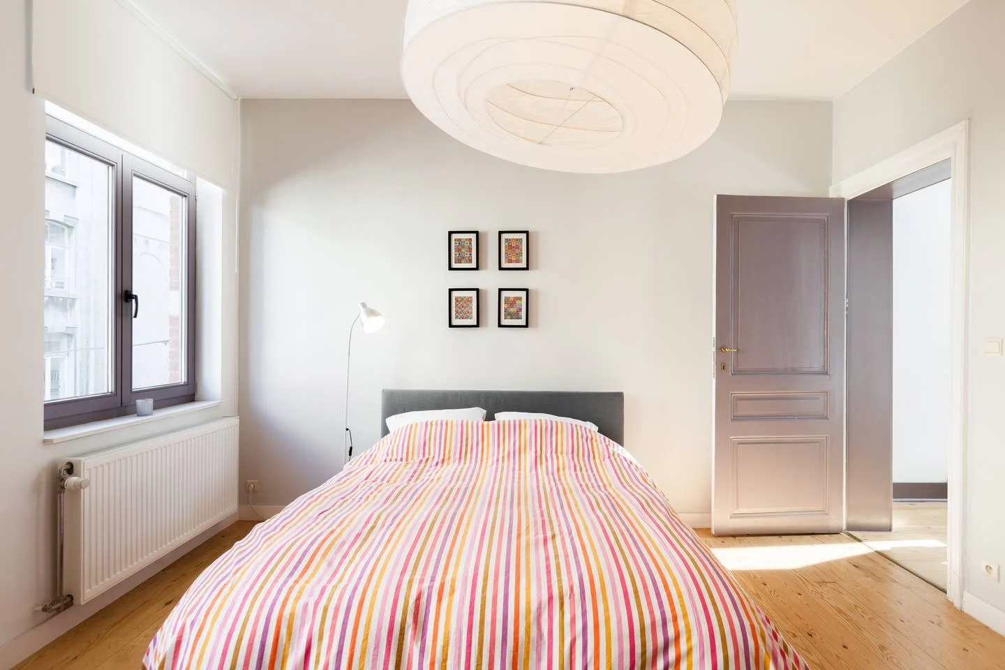 grande chambre rue 2.jpg