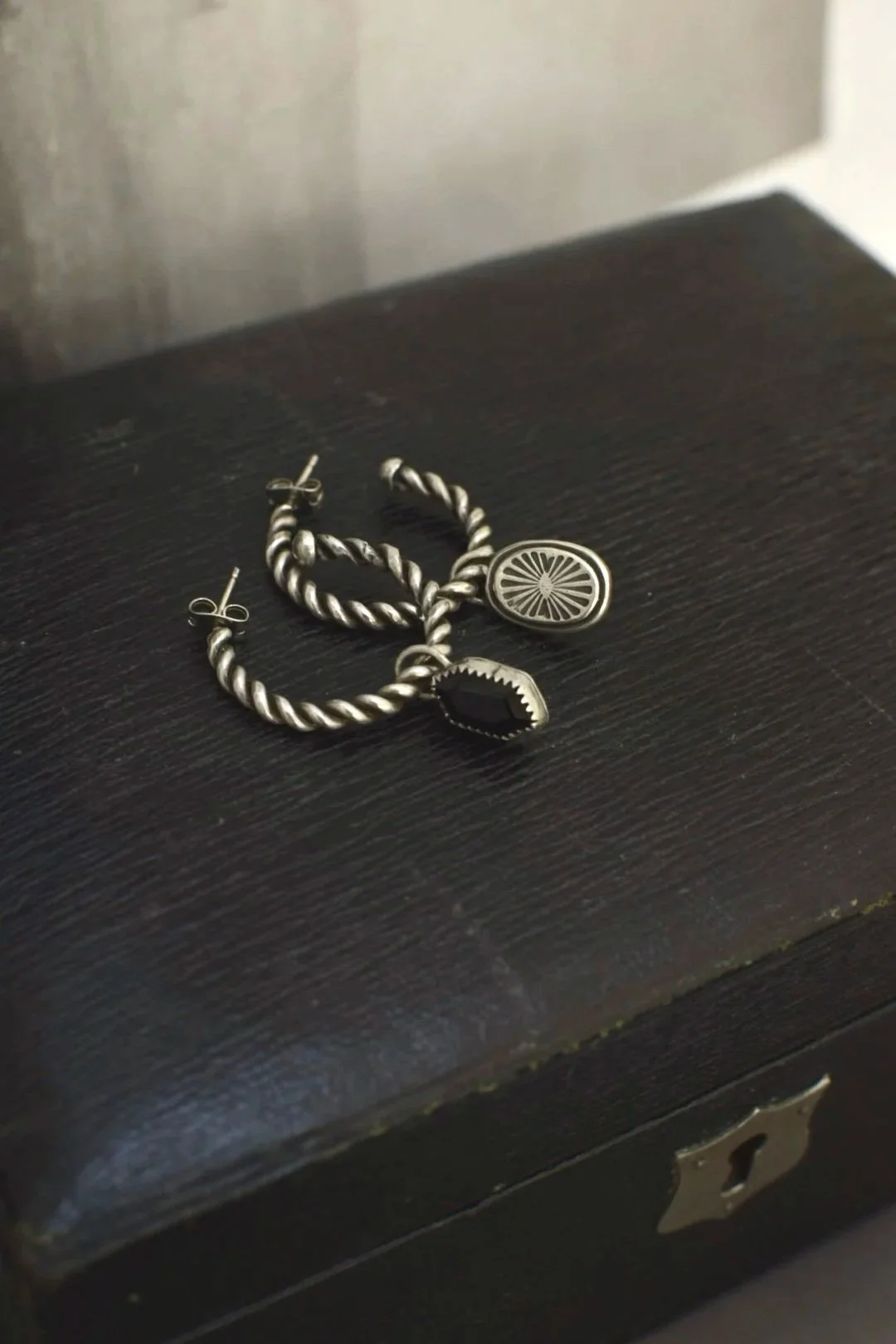 Aurora Twist Hoops