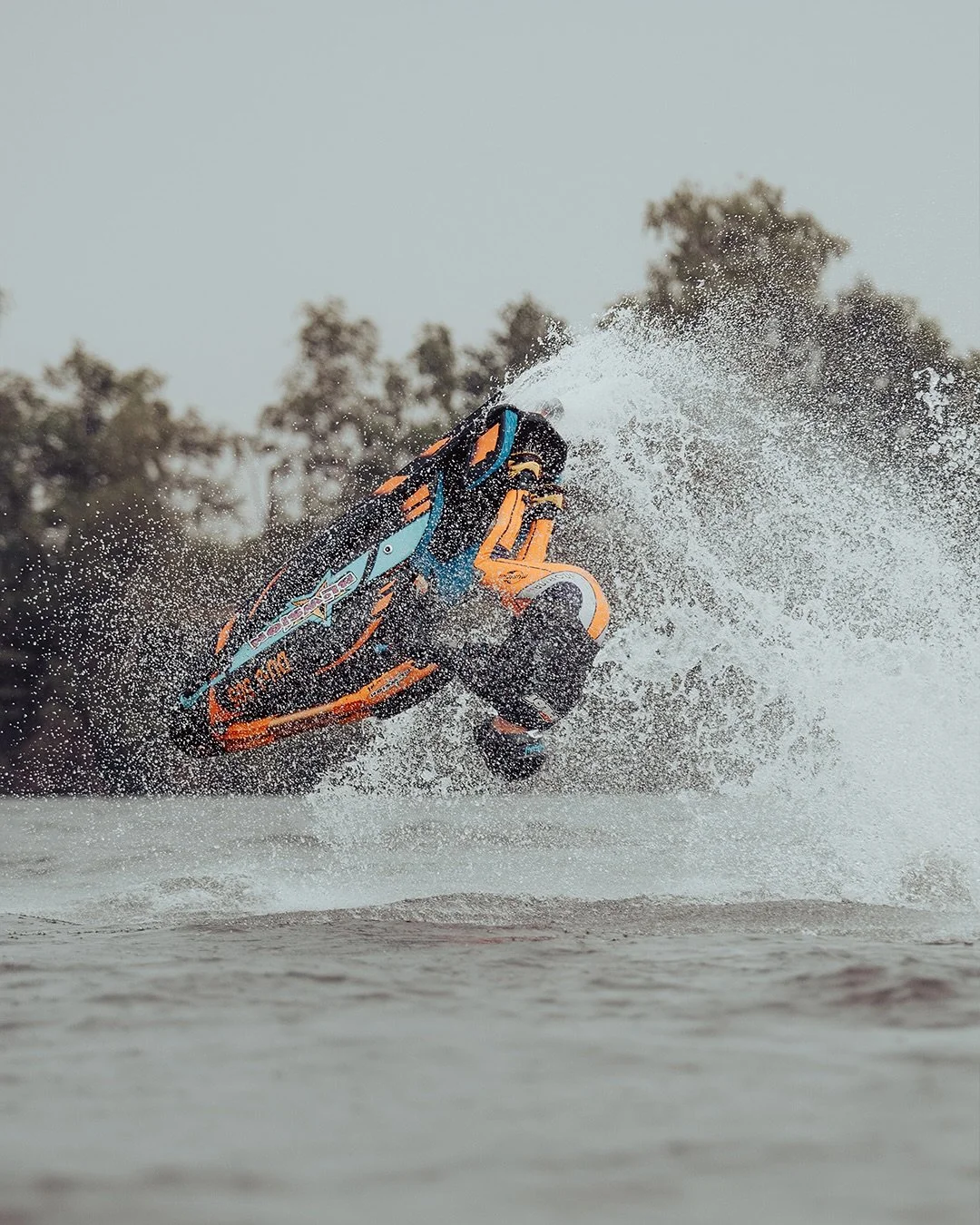 Then we took off 🔥🦈🌊
.
Training in the Netherlands for the European championship 🧚‍♀️
.
#jetski #netherlands #freestyle #sports #kannmanmalmachen #sportsphotography #blowsion #lostcreators #fam