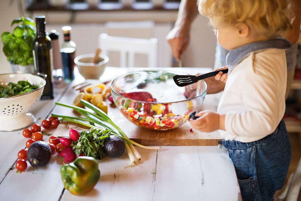 toddler-cooking-with-dad-gettyimages-893385762_1-ac4d7f739cda4df9be9a08b5aab6edbf.jpg