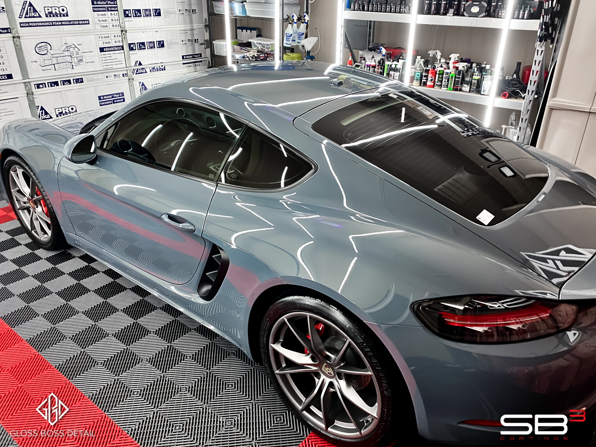 2017 Porsche 718 Cayman S
 Five Year Coating Package

&bull; Stage 1 Machine Polish &amp; Gloss Enhancement
&bull; SB&sup3; Alpha 5 Year Ceramic Coating 
&bull; SB&sup3; Vortex Wheel Coating
&bull; SB&sup3; Optic Glass Coating
&bull; Warranty &amp; C