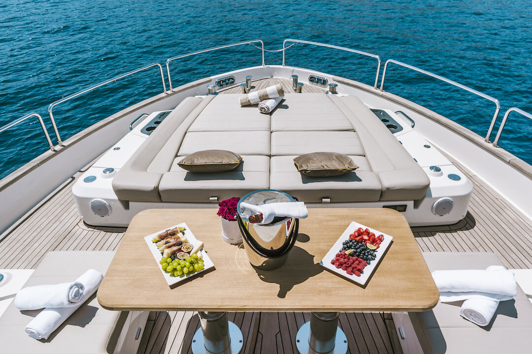 Foredeck Sunlounge