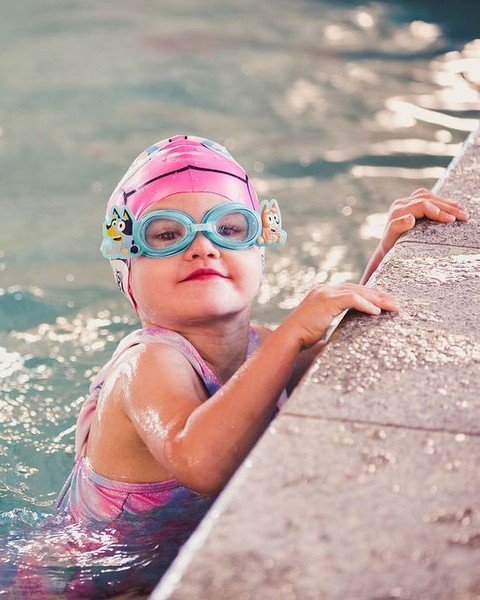 More pool time = more smiles, more confidence and more progress! 💦

Why not add a second lesson each week? Our friendly team is more than happy to help you book extra swims 🐟