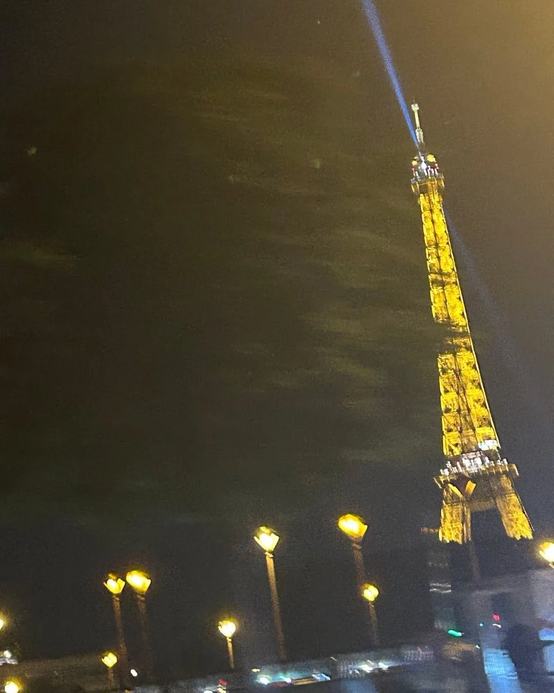 #midnightinparis