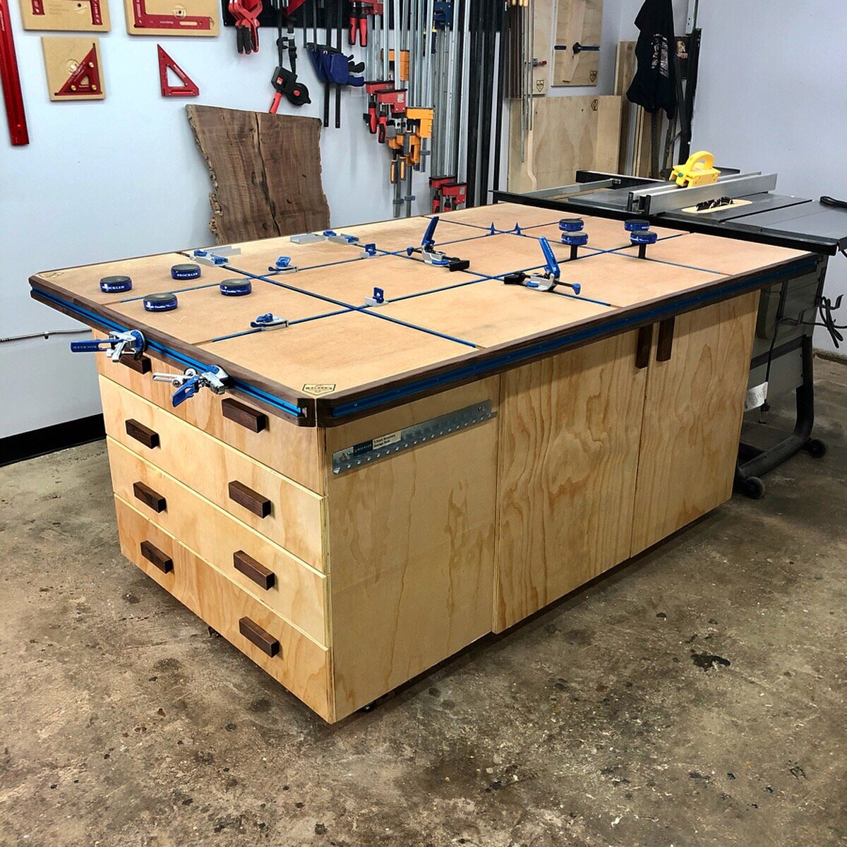 T-Track Assembly Table/Outfeed Table — Walker's Woodworks