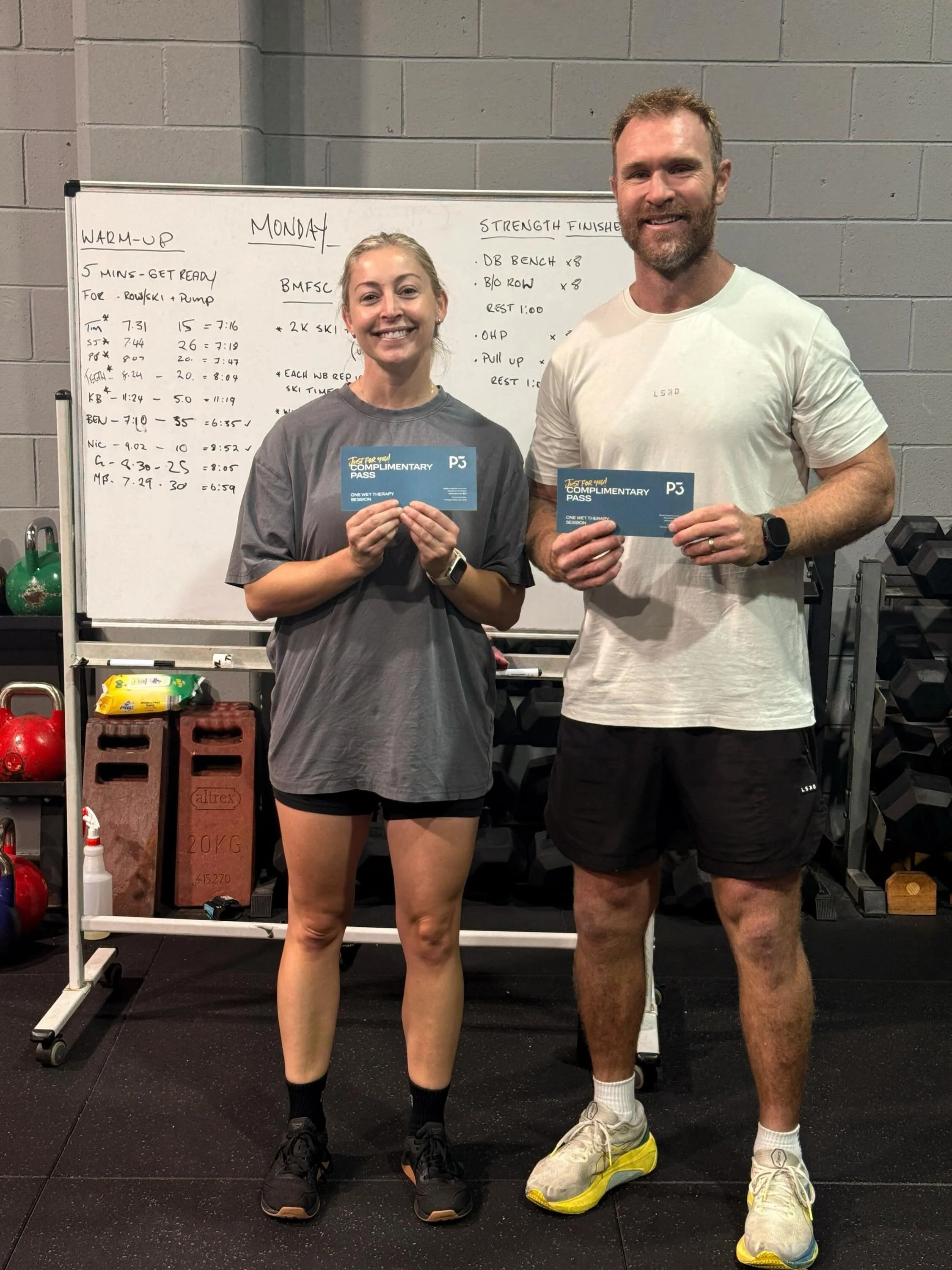 5am + 6am class winners of the PUMP + ROW set! 
RX: 2km Row + max bench at body weight.
@p3recovery_hq vouchers up for grabs 👏🏼