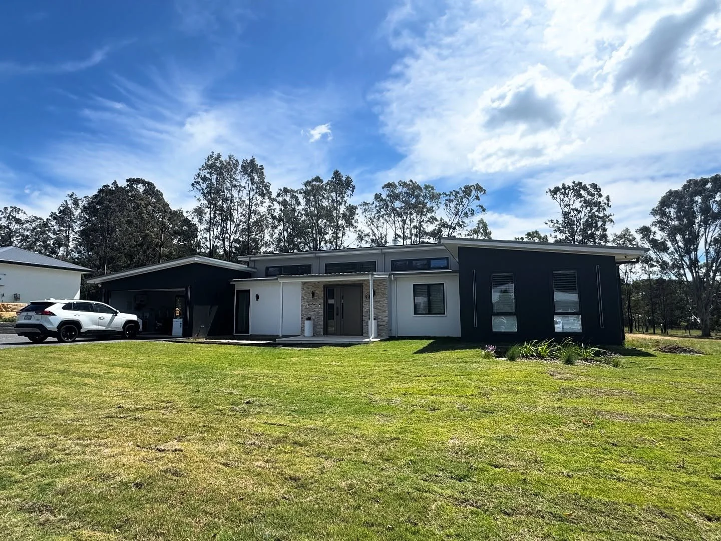 ✨ Imagine&hellip; designing and building your dream home. ✨

Every home begins with a vision, a space designed around the way you live, relax, and connect.

This beautiful custom home, still under construction, was designed by Advantage Building Desi