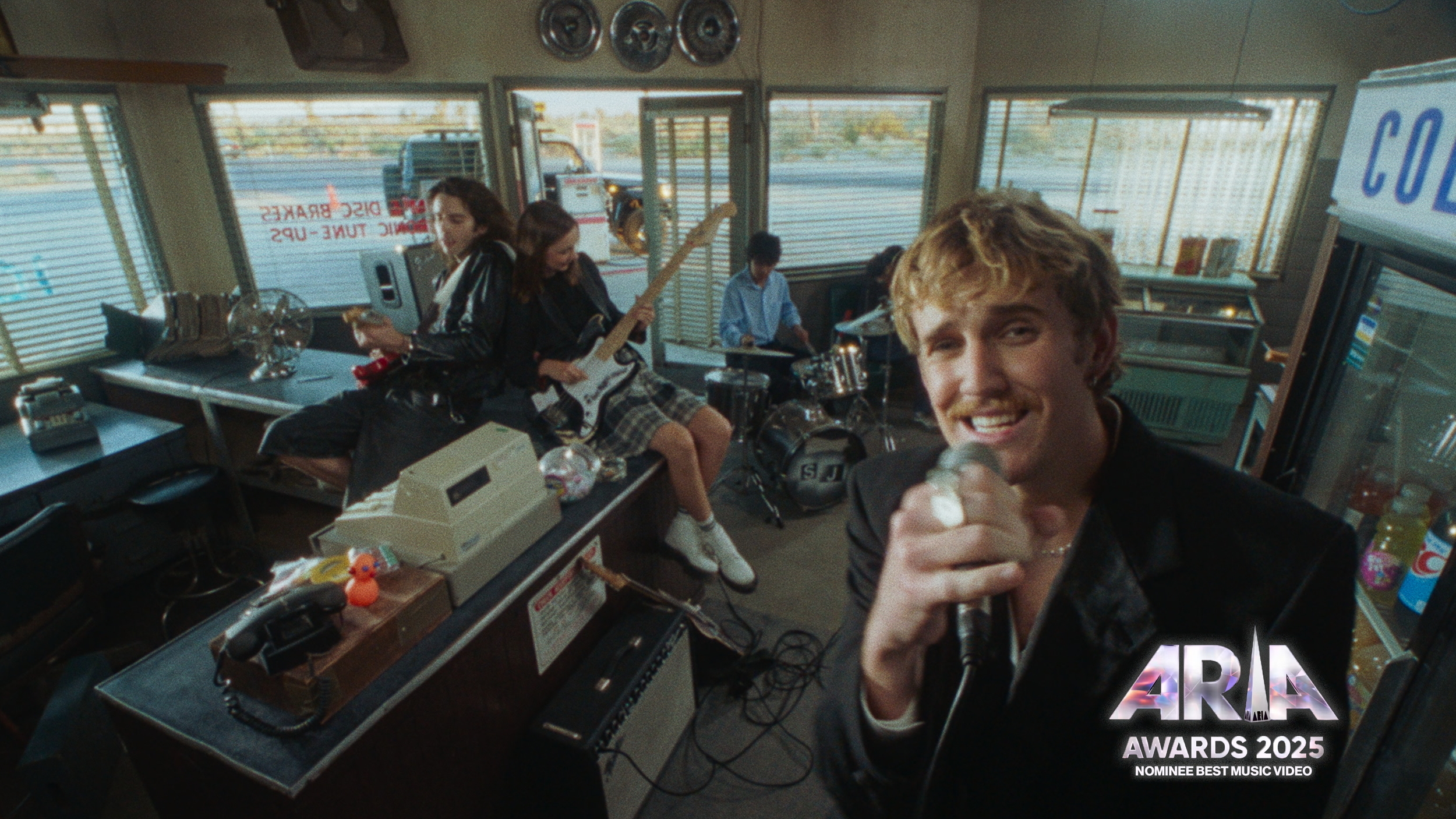 
Spacey Jane | All The Noise