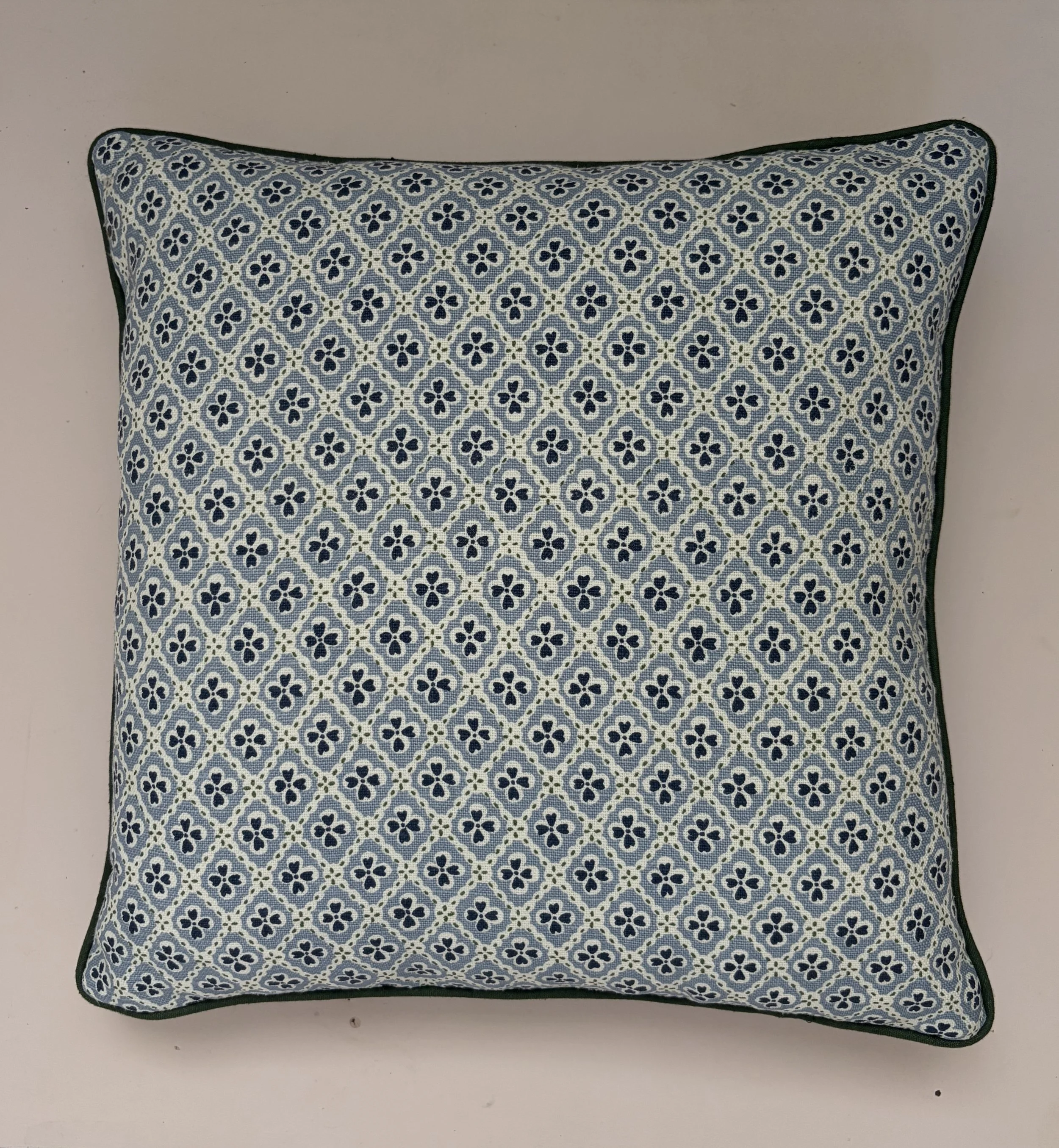 Cushion Anna Spiro 'Paniola' light blue/navy/green