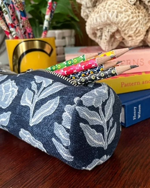 Pencil case barrel-shape 'Marigold'
