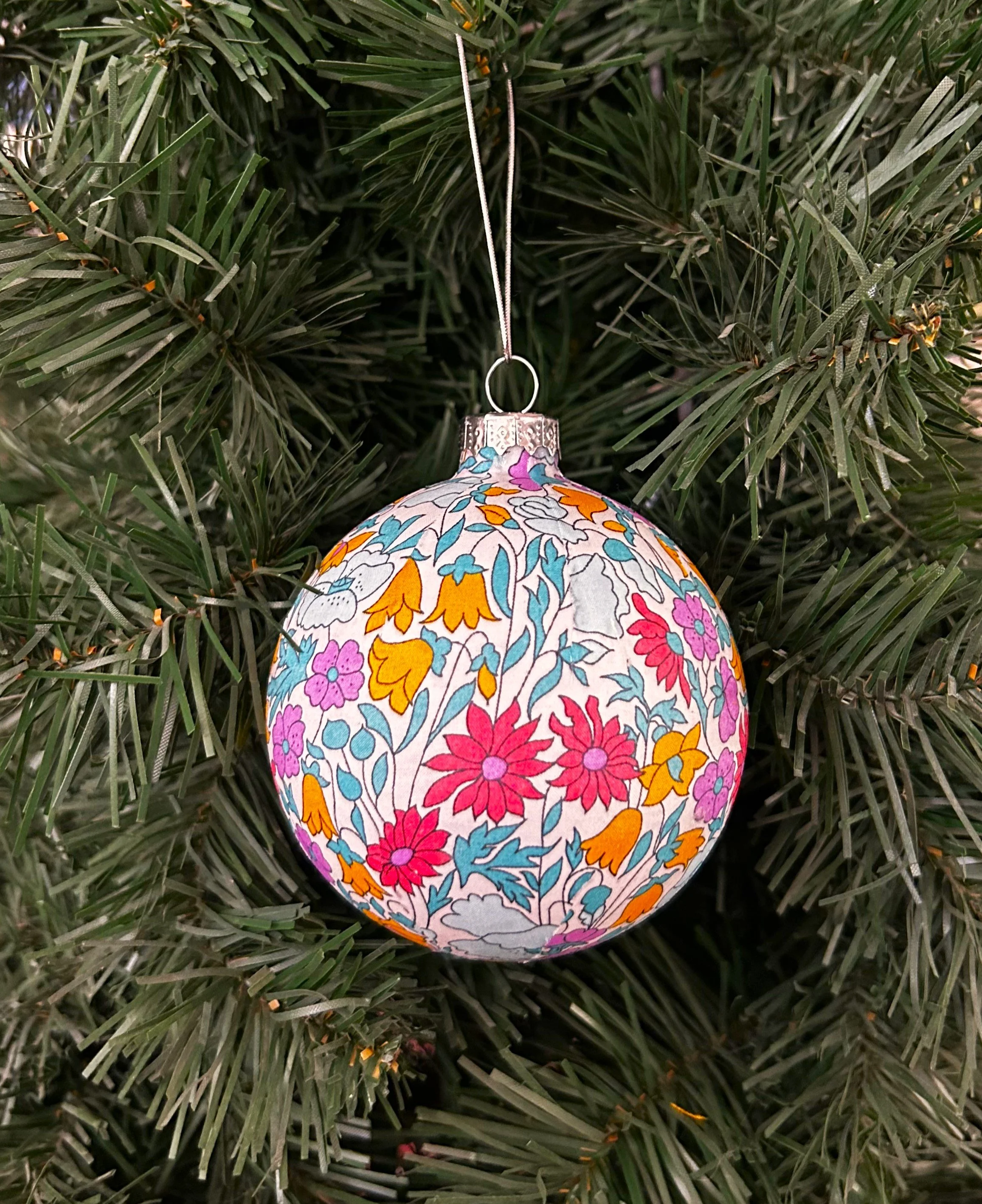 LIBERTY CHRISTMAS BAUBLE 'POPPY & DAISY' ORANGE