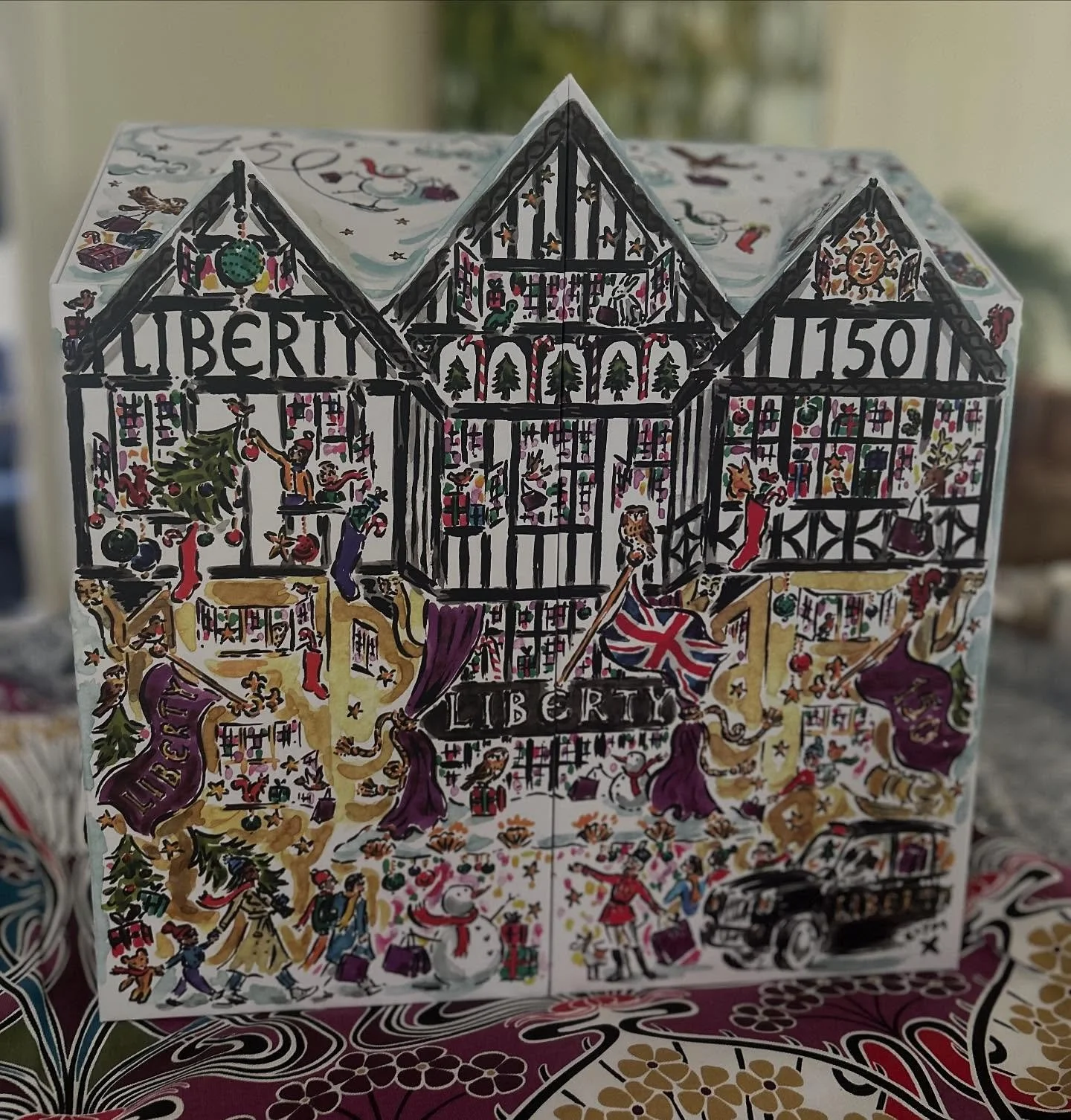 How am I meant to resist the @libertylondon beauty Advent calendar until December?