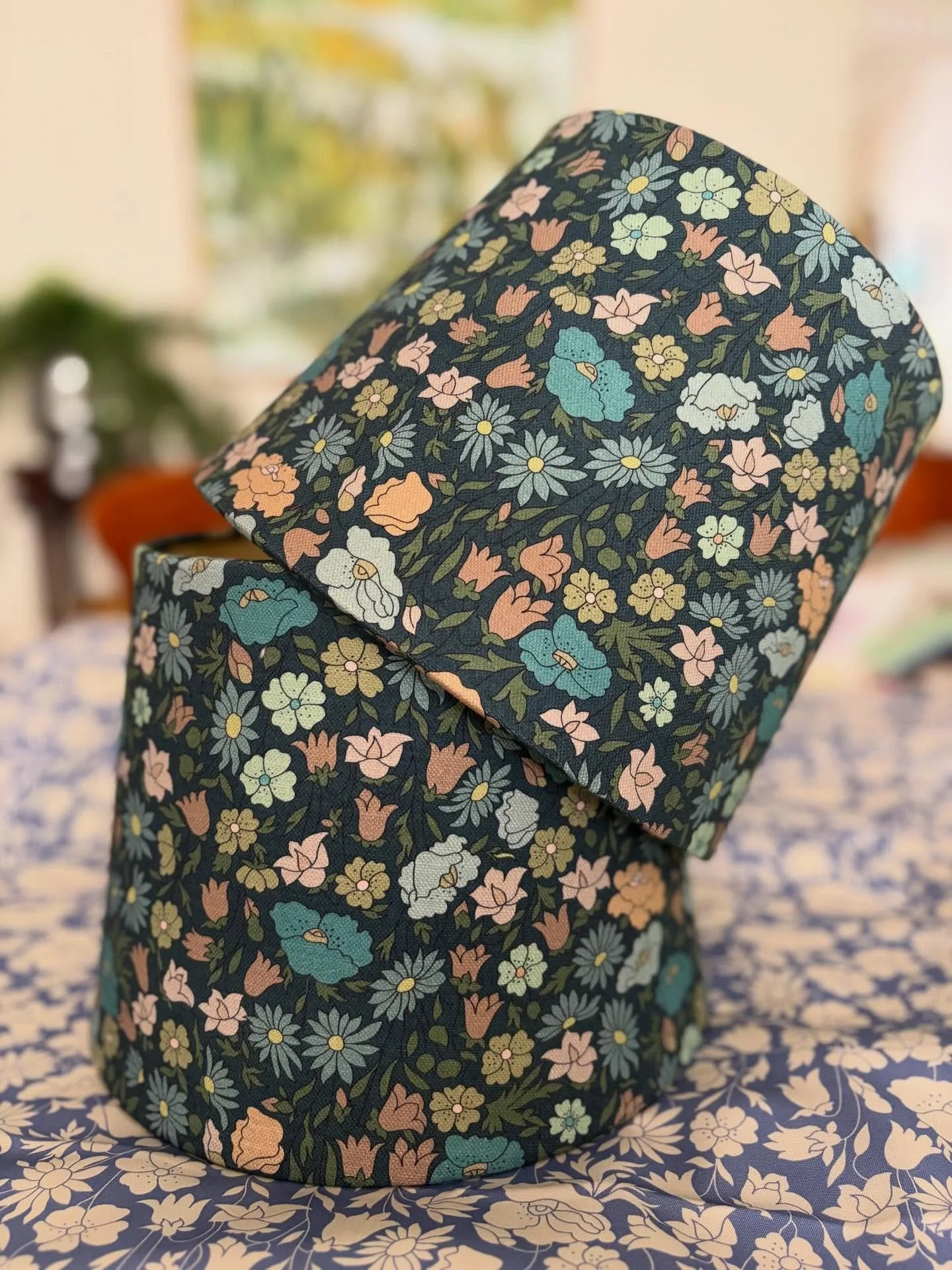 The benefits of having an extensive fabric collection - you wake at 6am, decide the beside lamps need reviving and by 8.30am you&rsquo;re done! I used @libertyfabrics &lsquo;Poppy Meadowfield&rsquo; from their home furnishings collection.