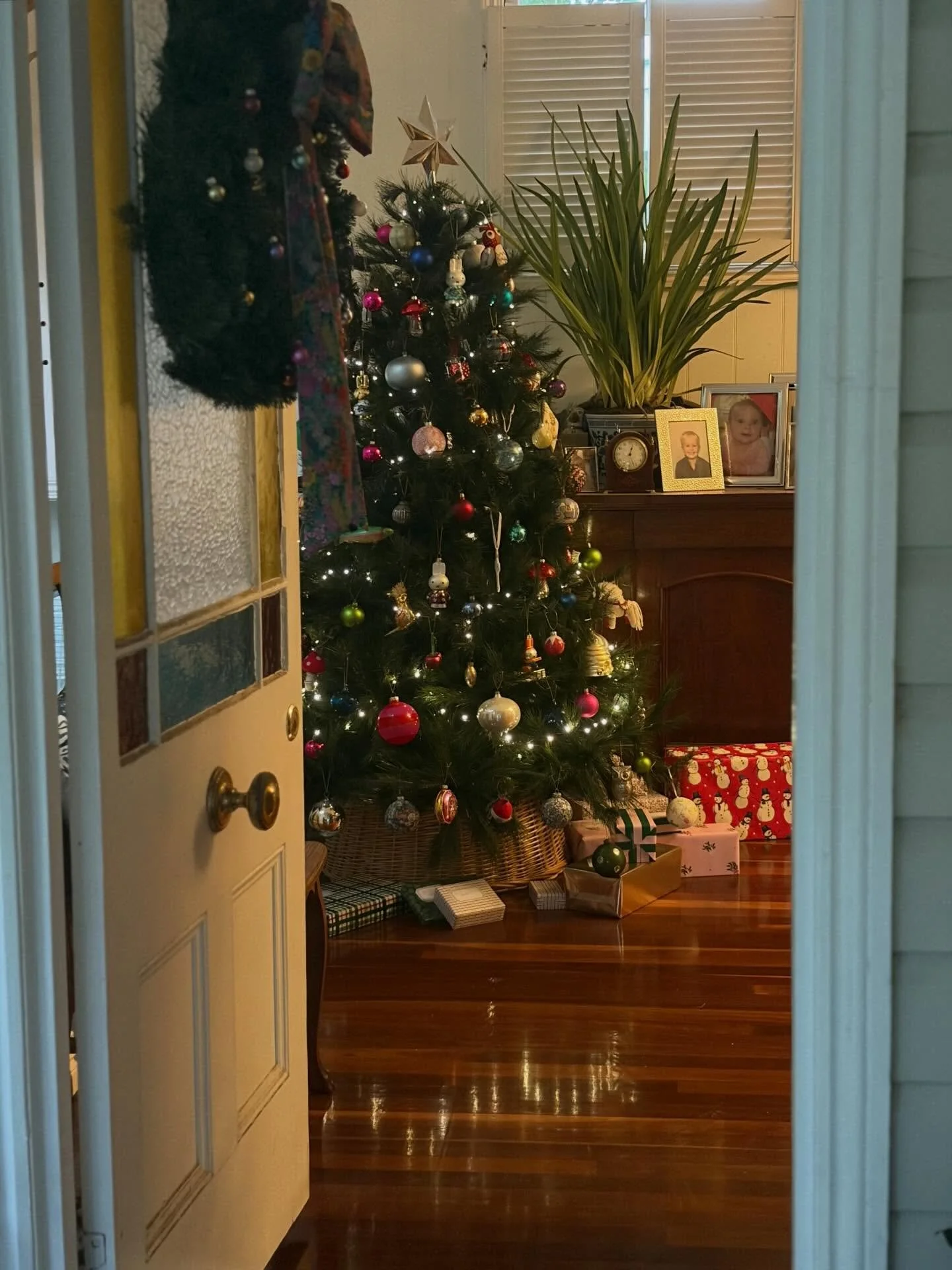 Merry Christmas to one and all. Thankyou to family, friends and customers that have made 2025 not too bad 🍾🍾