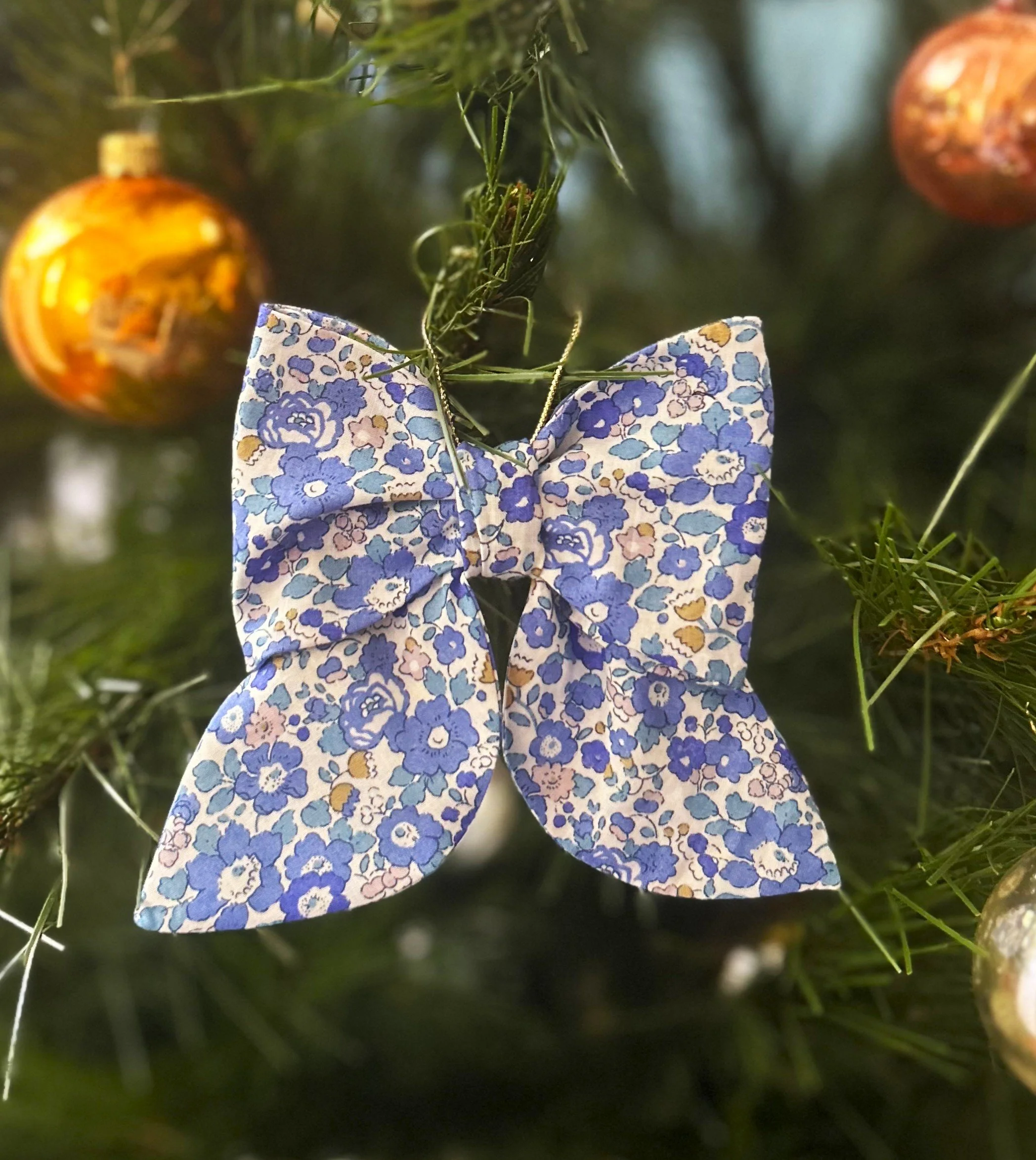 Liberty of London Christmas bow 'Betsy Ann' blue