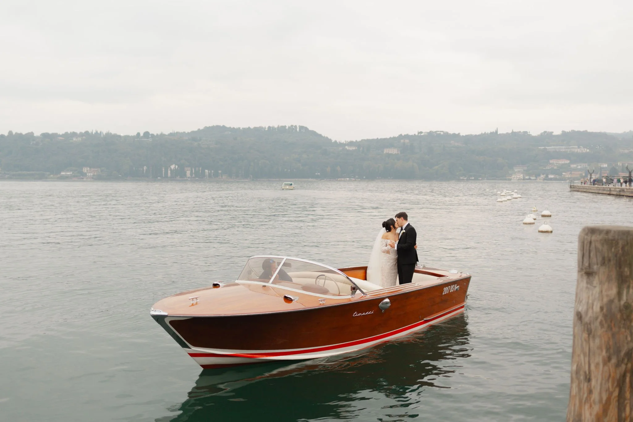 Elope in lake garda