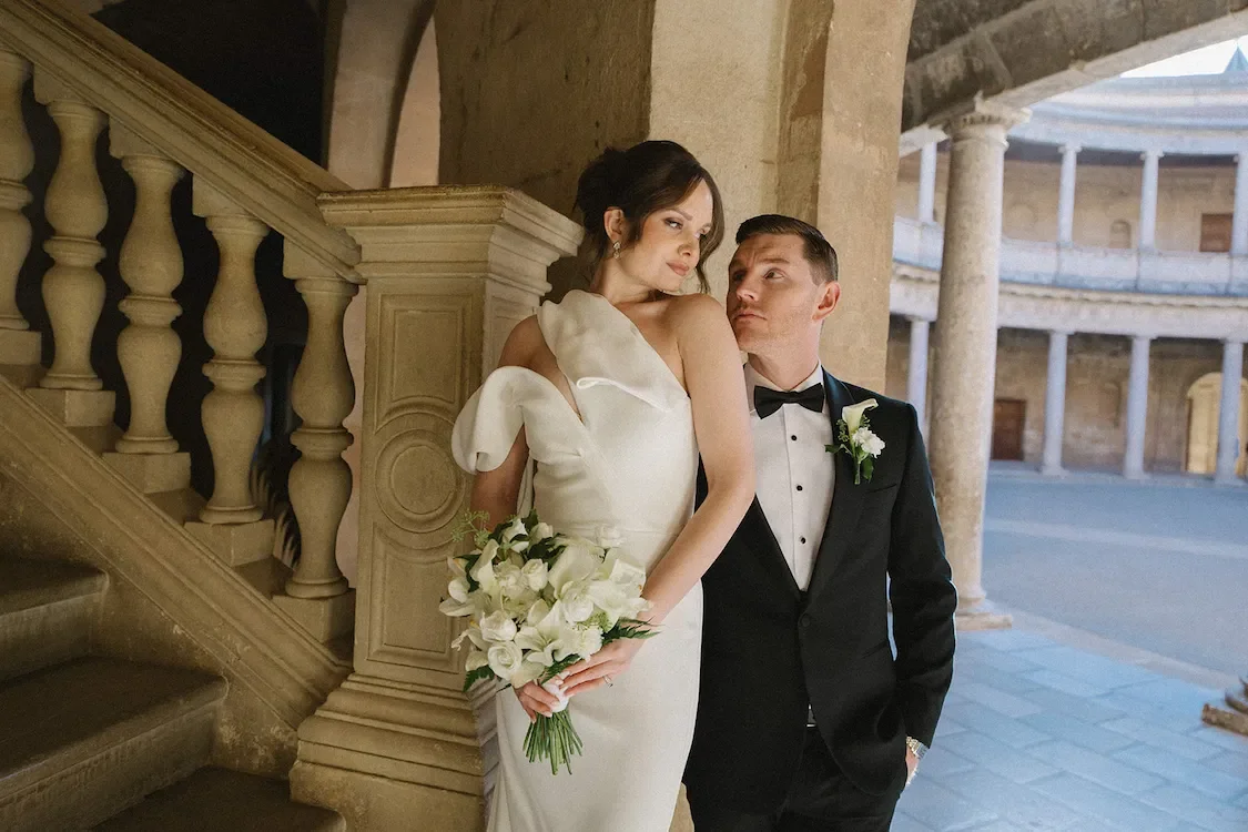 Elopement couple portrait in Granada, Spain