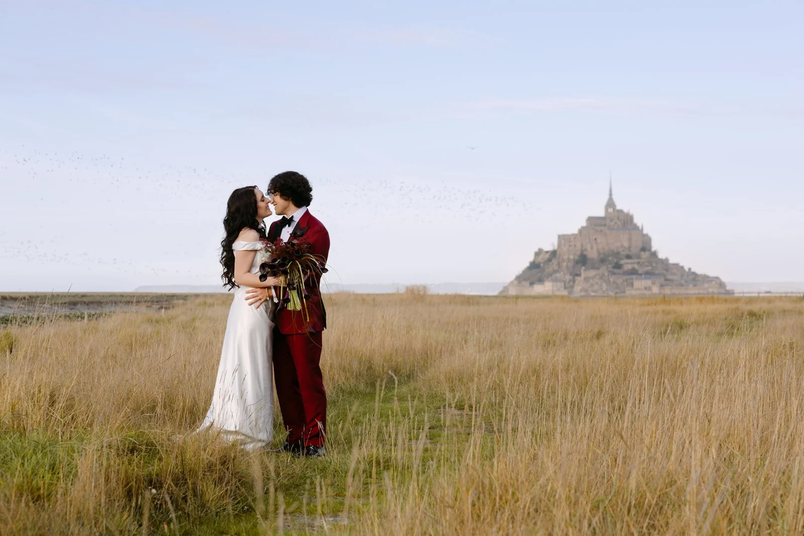 Elopement portrait in Mont Saint Michel France