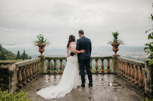 Elope in Florence