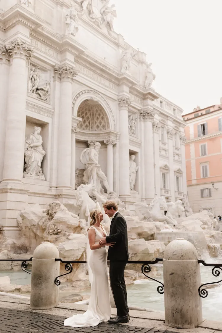 Elopement couple portrait in Rome, Italy