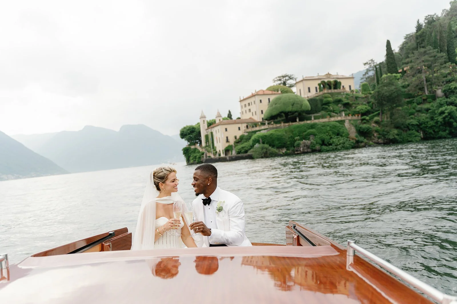 Elope in Italy, elopement packages in lake como