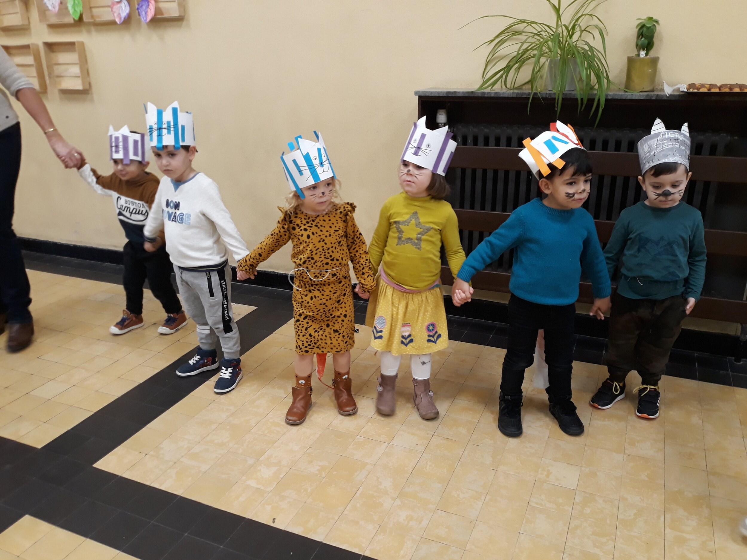 Poezenfeest met alle vriendjes van IA, IB, IC &amp; ID