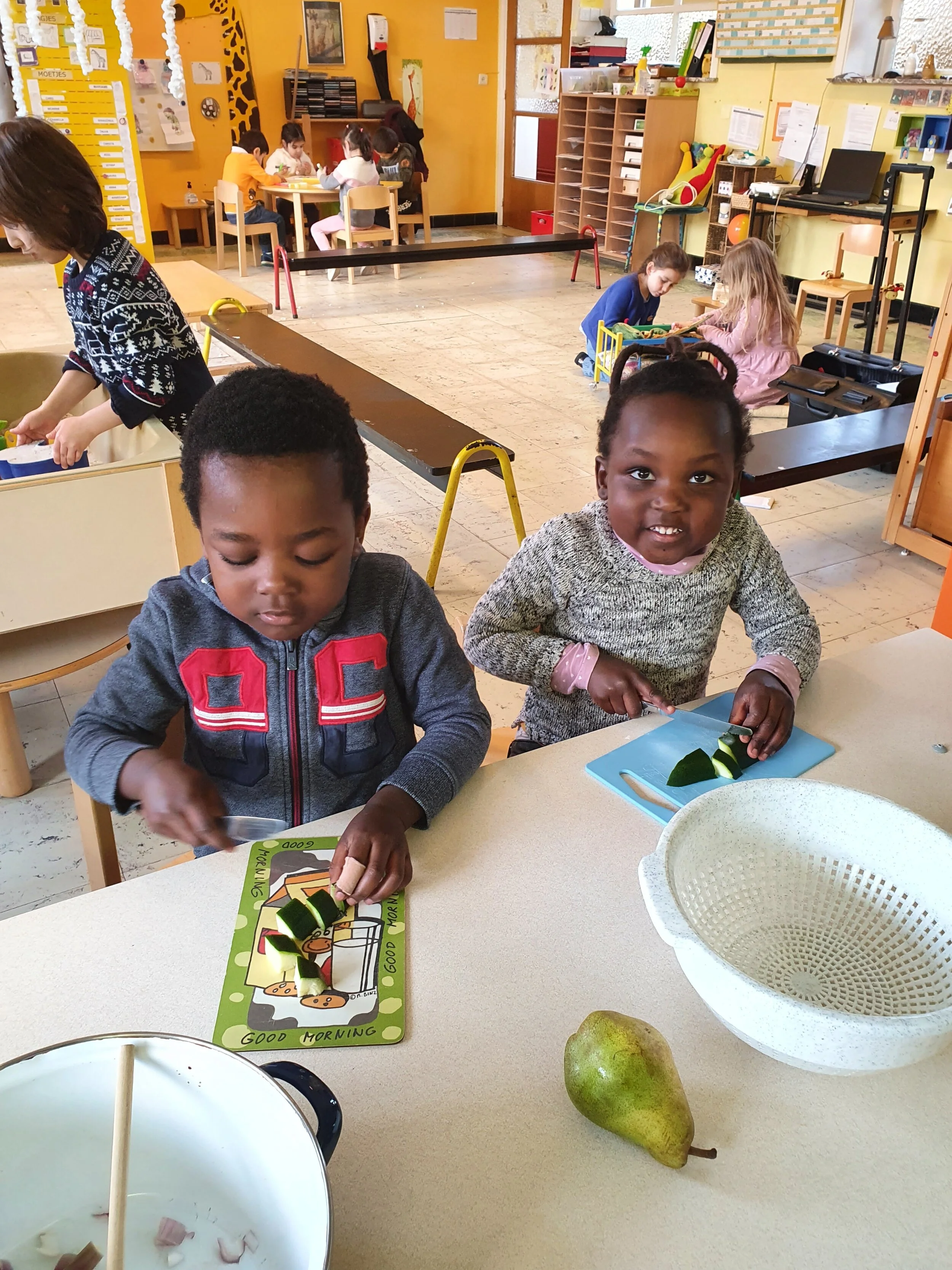 Gezonde soep in de giraffenklas.   