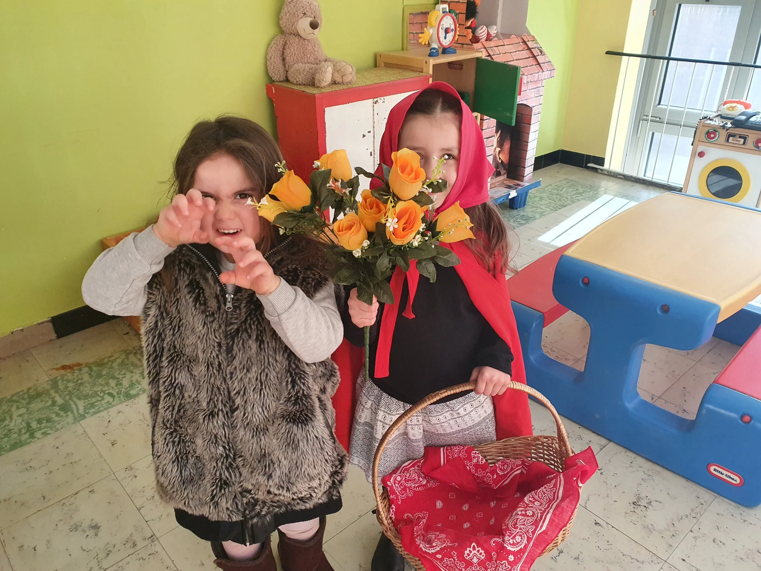 Zeg Roodkapje, waar ga je heen?