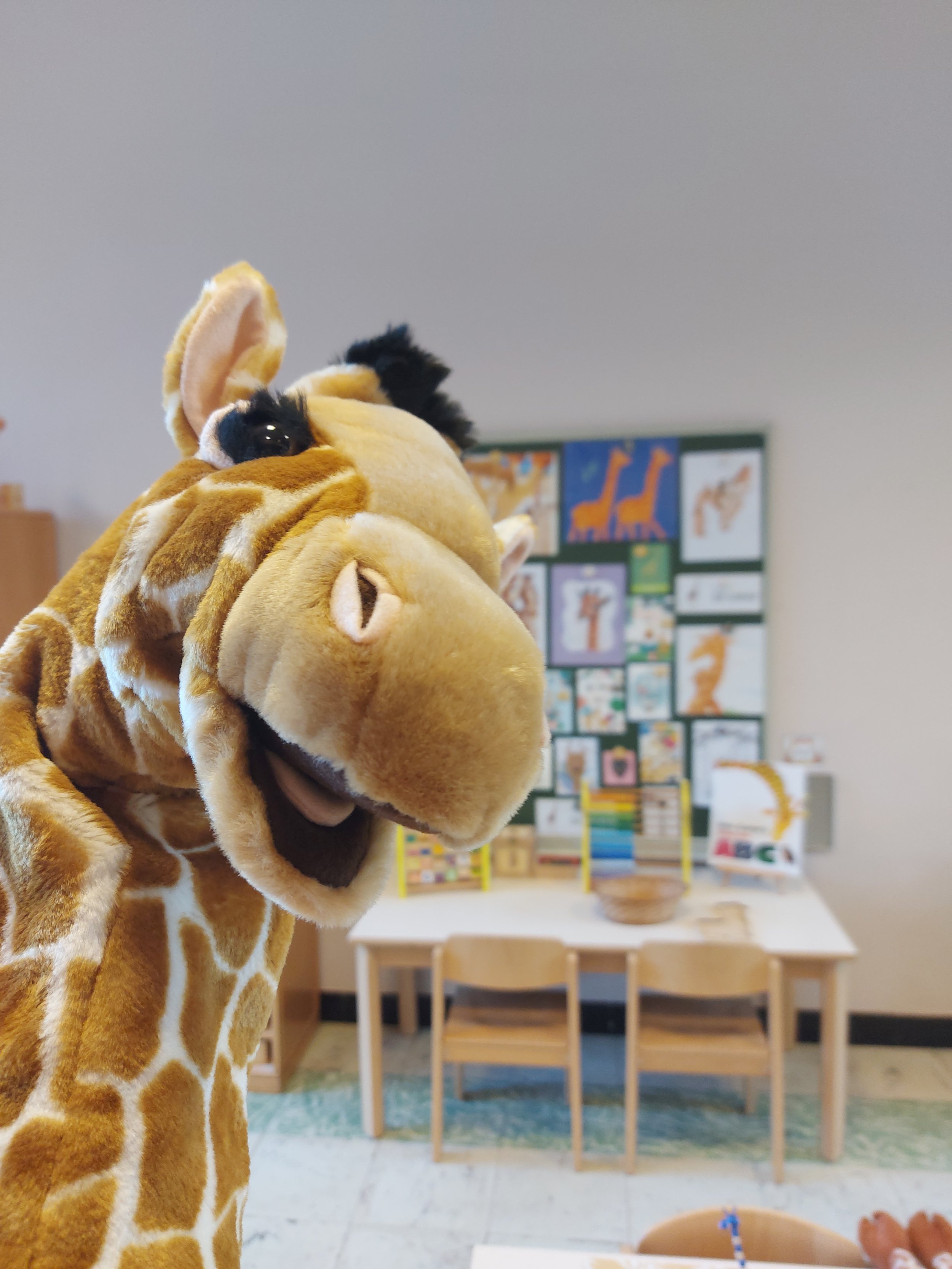 Raf Giraf wacht op jullie