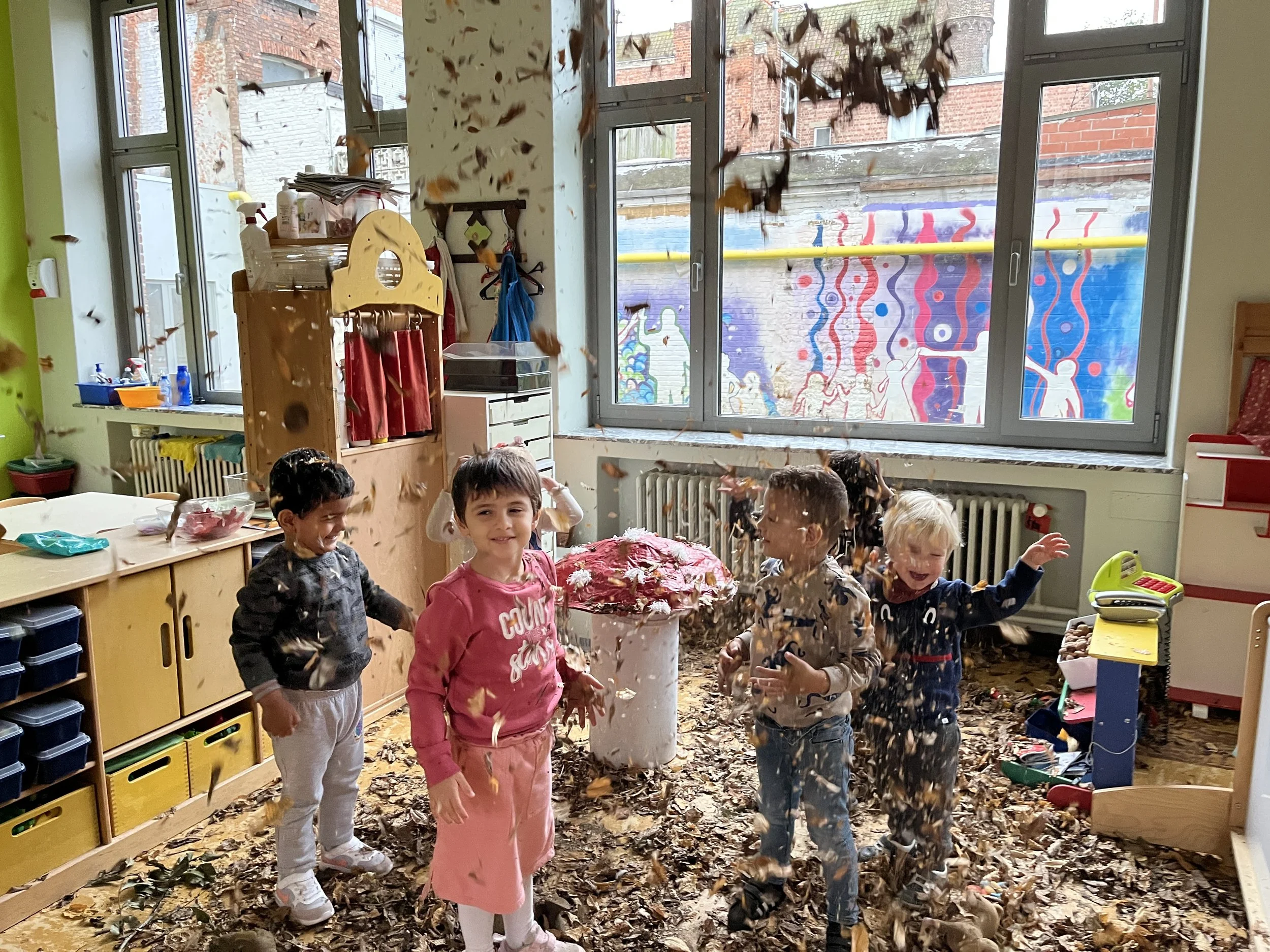 HERFST  IN  DE                     LIEVEHEERS -                   BEESTJESKLAS